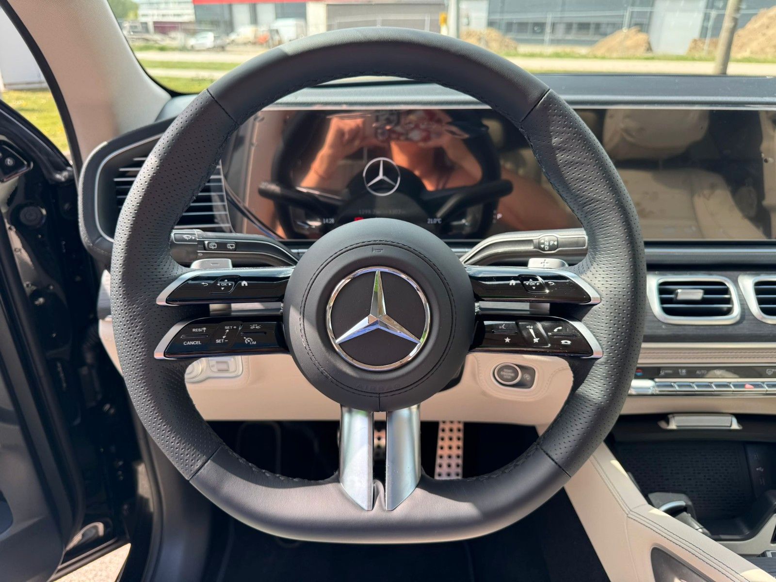 Fahrzeugabbildung Mercedes-Benz GLS 450 d 4Matic DISTR,HUD,PANO,BURM,LUFT,AHK