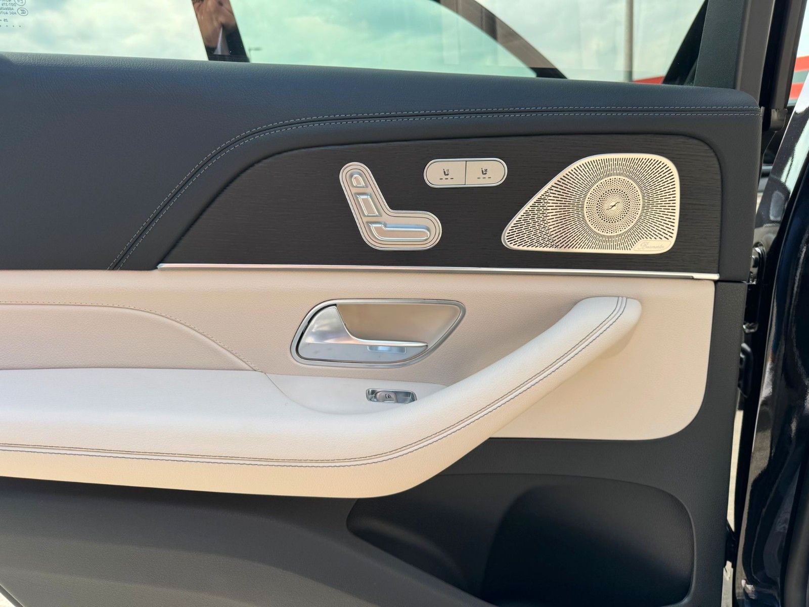 Fahrzeugabbildung Mercedes-Benz GLS 450 d 4Matic DISTR,HUD,PANO,BURM,LUFT,AHK