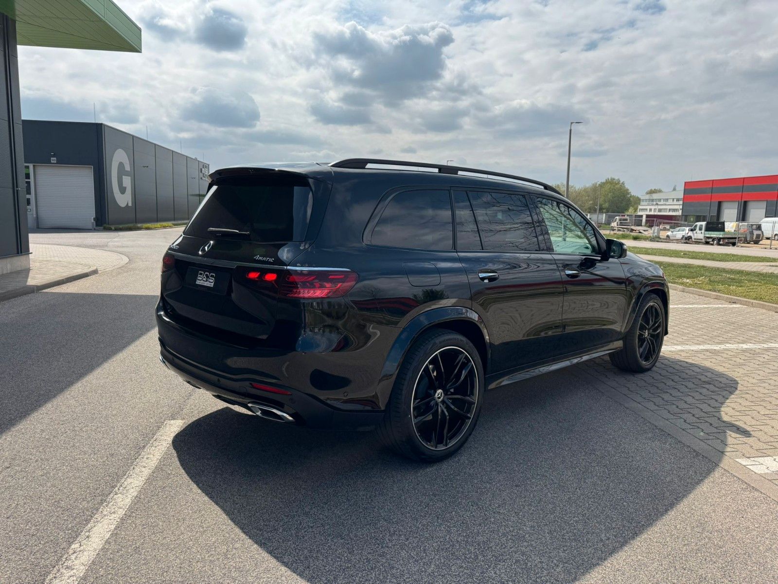 Fahrzeugabbildung Mercedes-Benz GLS 450 d 4Matic DISTR,HUD,PANO,BURM,LUFT,AHK