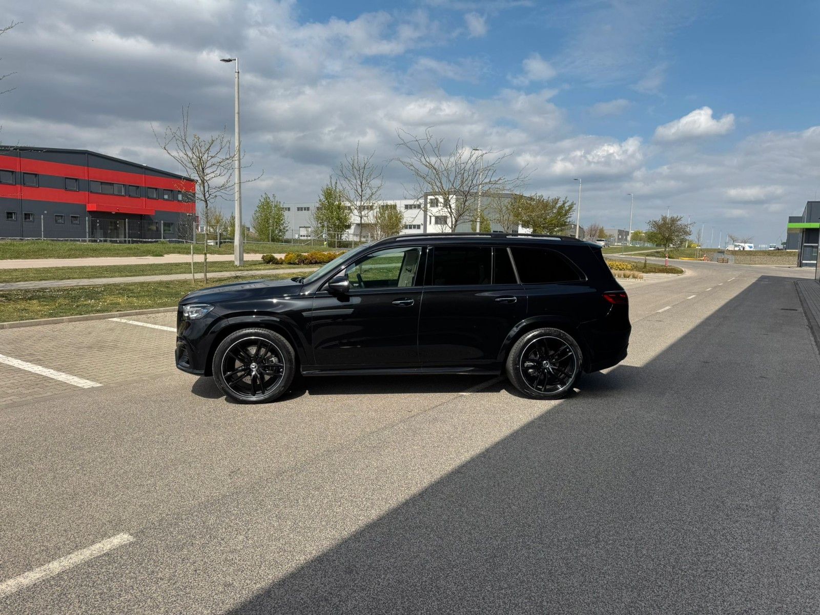 Fahrzeugabbildung Mercedes-Benz GLS 450 d 4Matic DISTR,HUD,PANO,BURM,LUFT,AHK