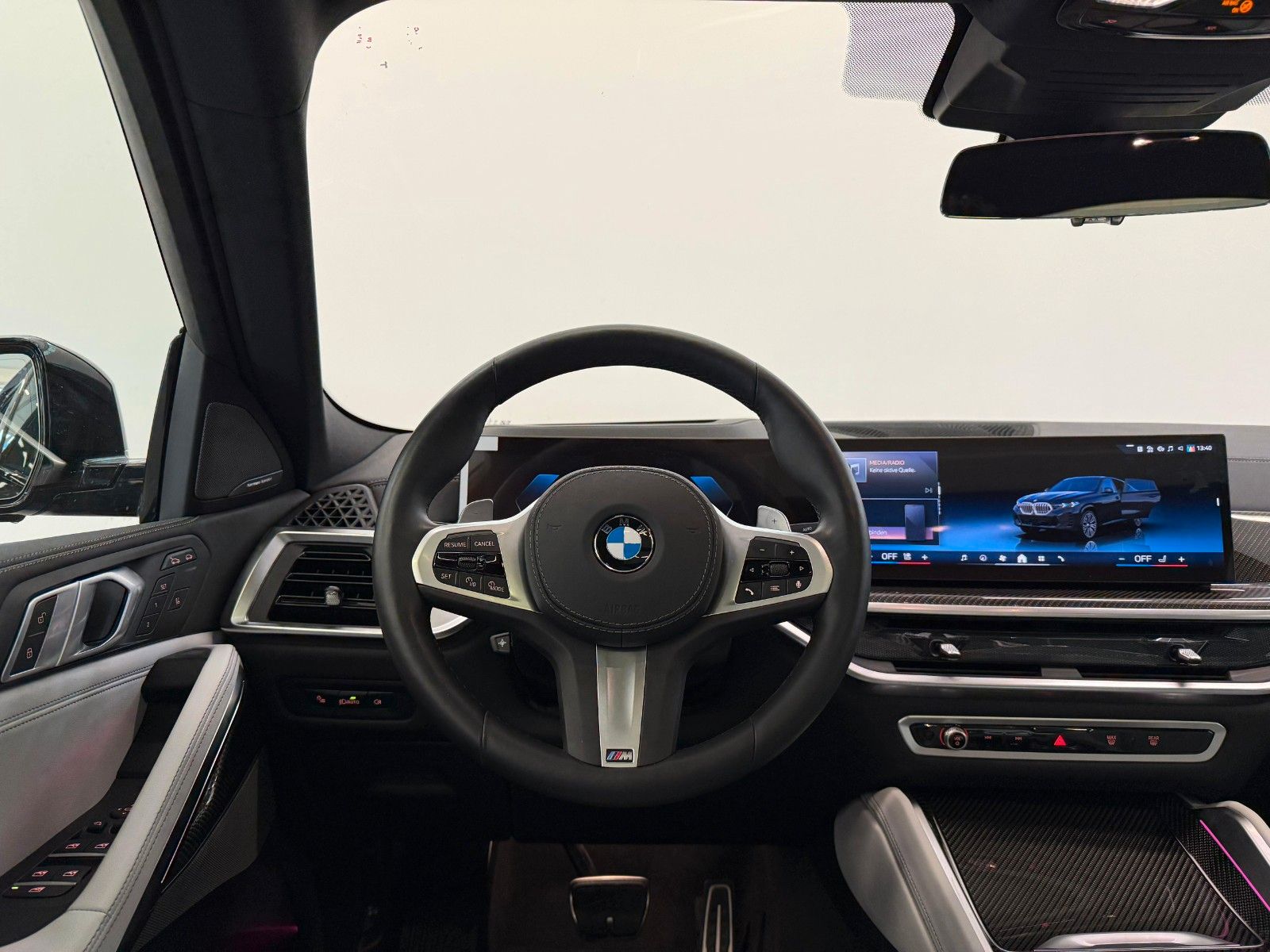 Fahrzeugabbildung BMW X6 30 d xDrive M Sport ACC,HUD,PANO,HARMAN,LUFT.