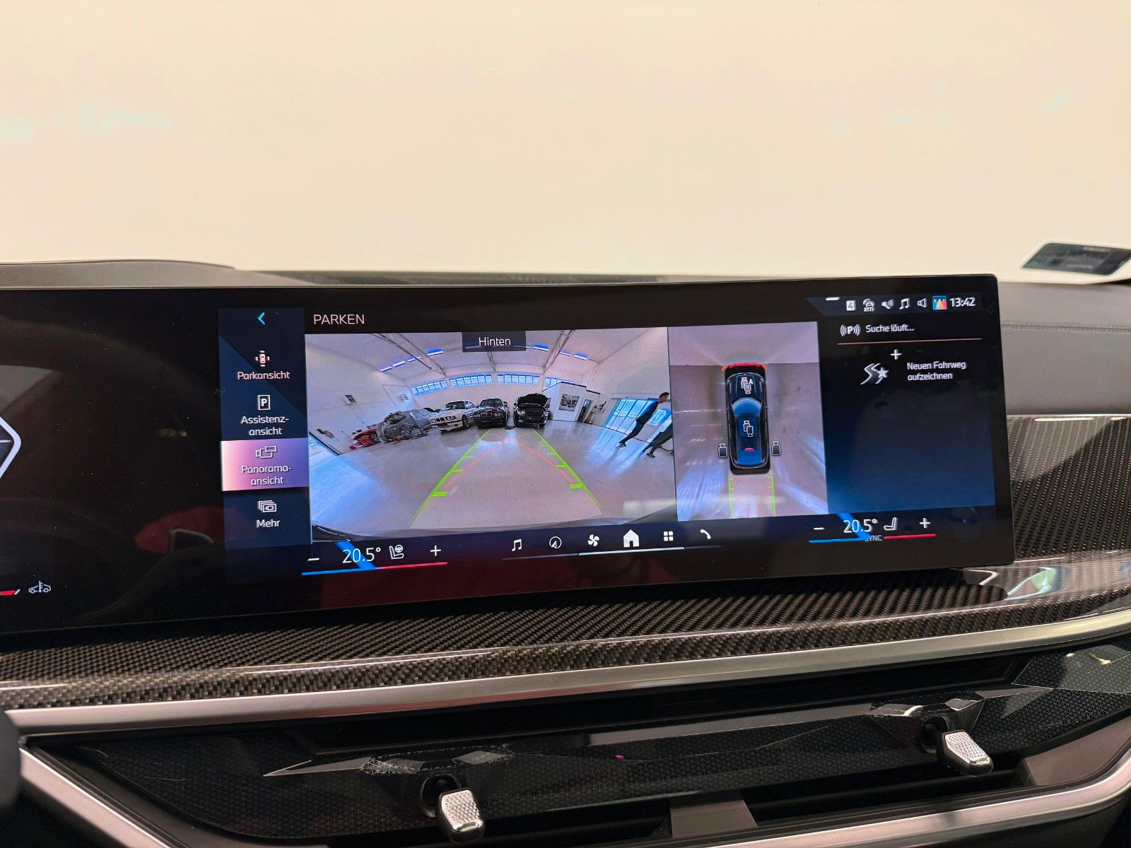 Fahrzeugabbildung BMW X6 30 d xDrive M Sport ACC,HUD,PANO,HARMAN,LUFT.