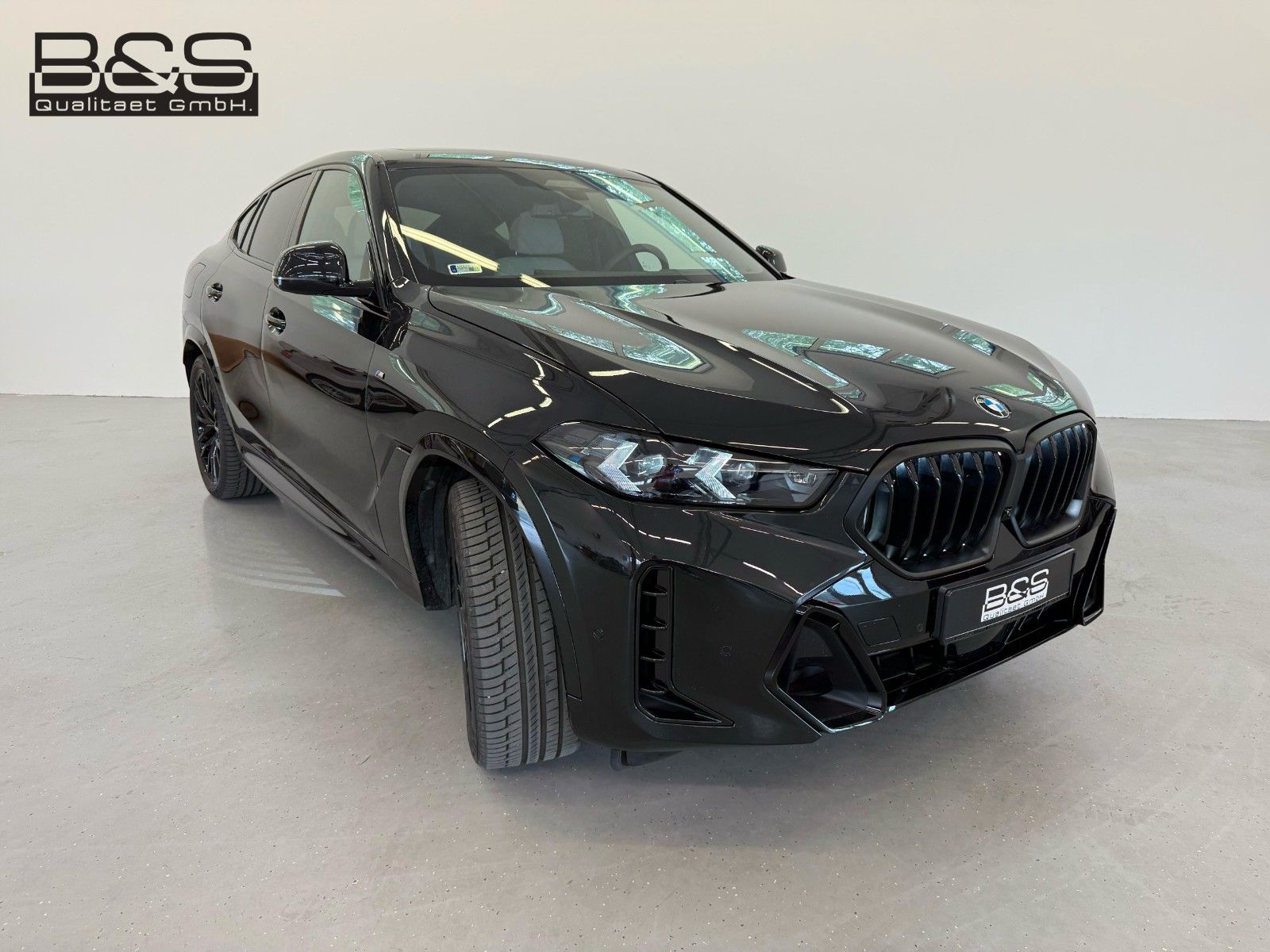 Fahrzeugabbildung BMW X6 30 d xDrive M Sport ACC,HUD,PANO,HARMAN,LUFT.