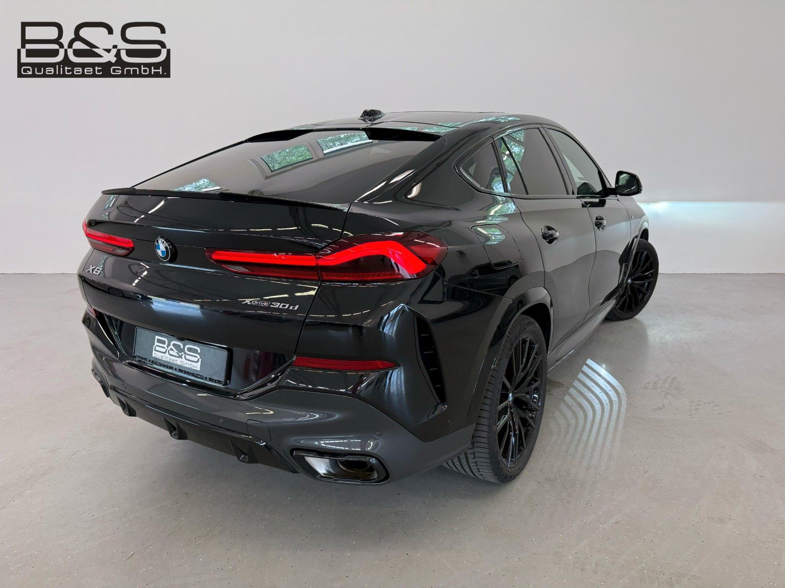 Fahrzeugabbildung BMW X6 30 d xDrive M Sport ACC,HUD,PANO,HARMAN,LUFT.