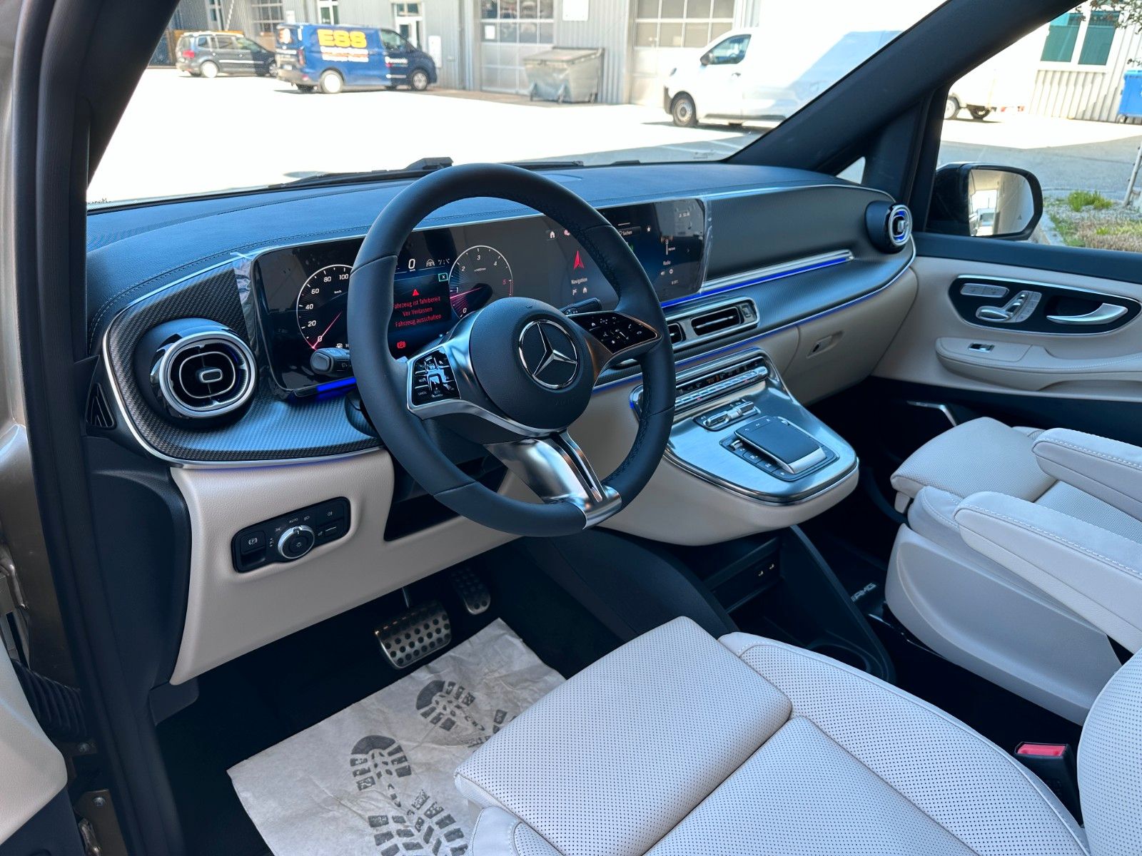 Fahrzeugabbildung Mercedes-Benz V 300 d 4MATIC EXCLUSIVE extral AMG,Luxus-Sitz