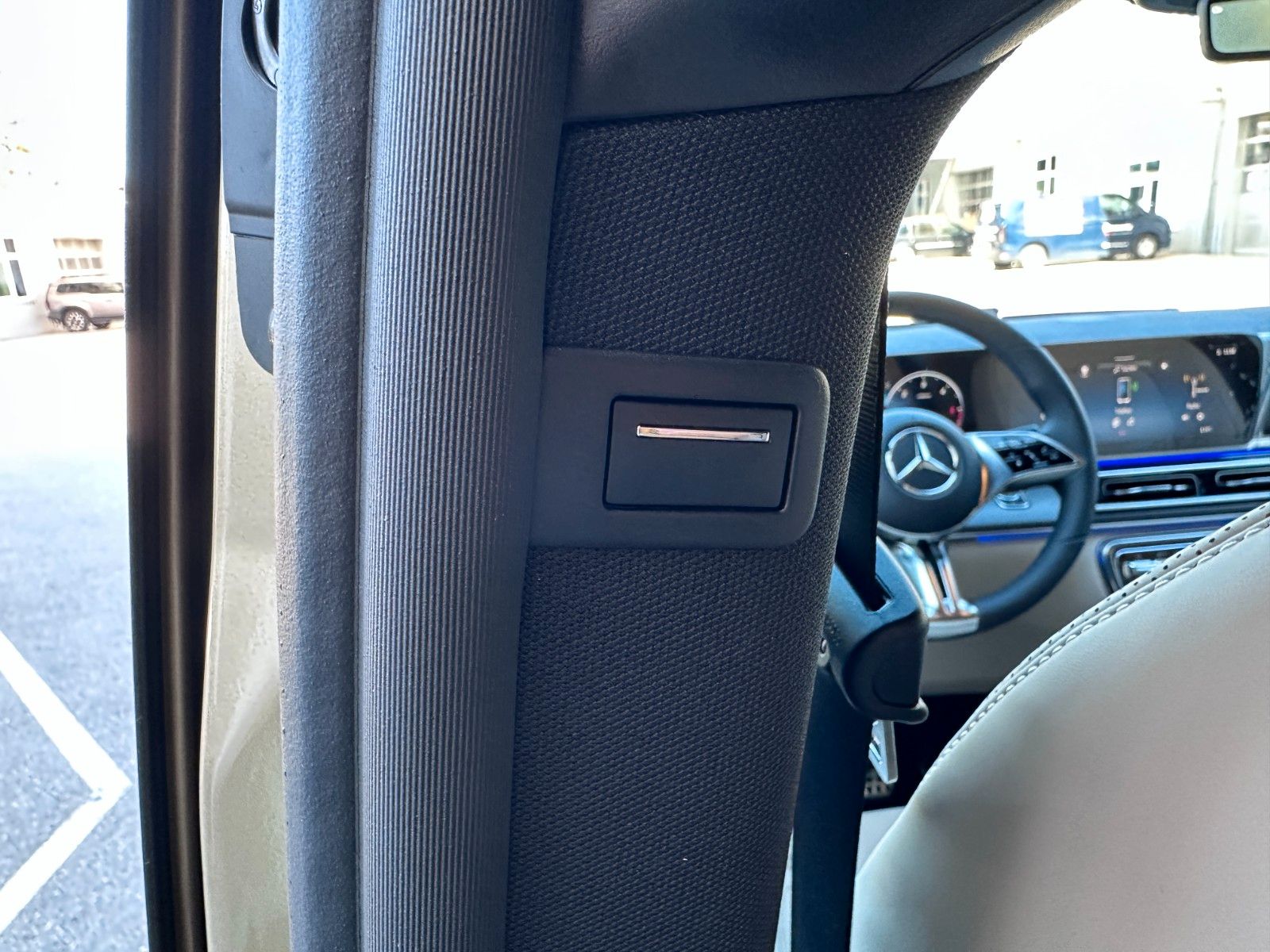 Fahrzeugabbildung Mercedes-Benz V 300 d 4MATIC EXCLUSIVE extral AMG,Luxus-Sitz