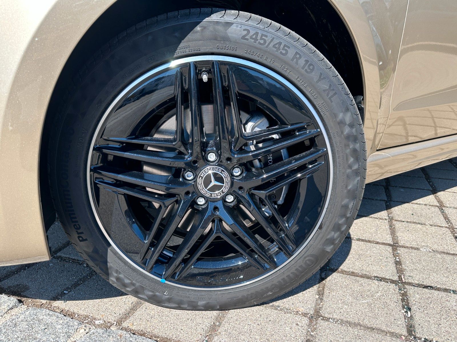 Fahrzeugabbildung Mercedes-Benz V 300 d 4MATIC EXCLUSIVE extral AMG,Luxus-Sitz