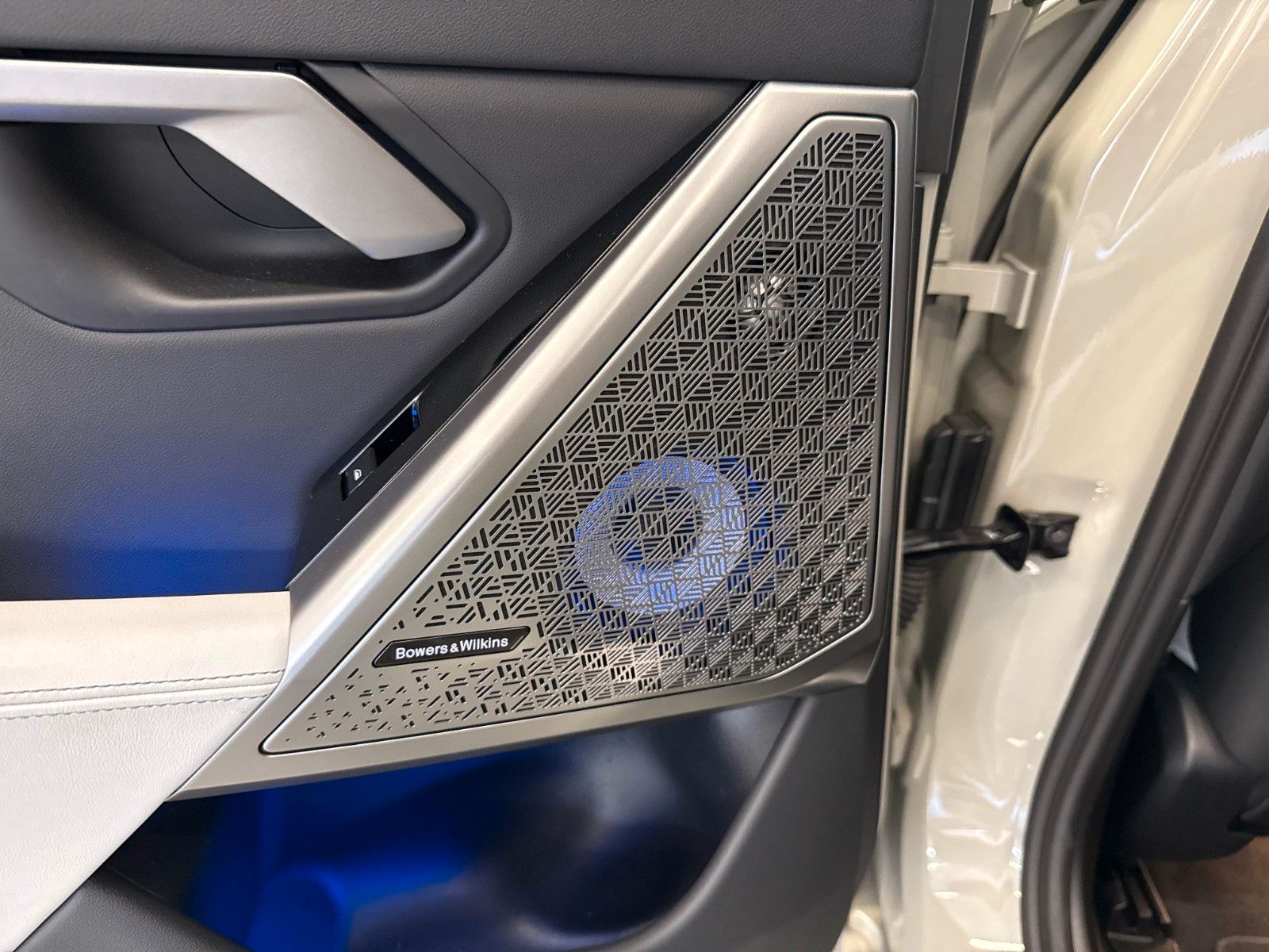 Fahrzeugabbildung BMW M5 Limousine ACC,HUD,B&W,M Carbon-Keramik,