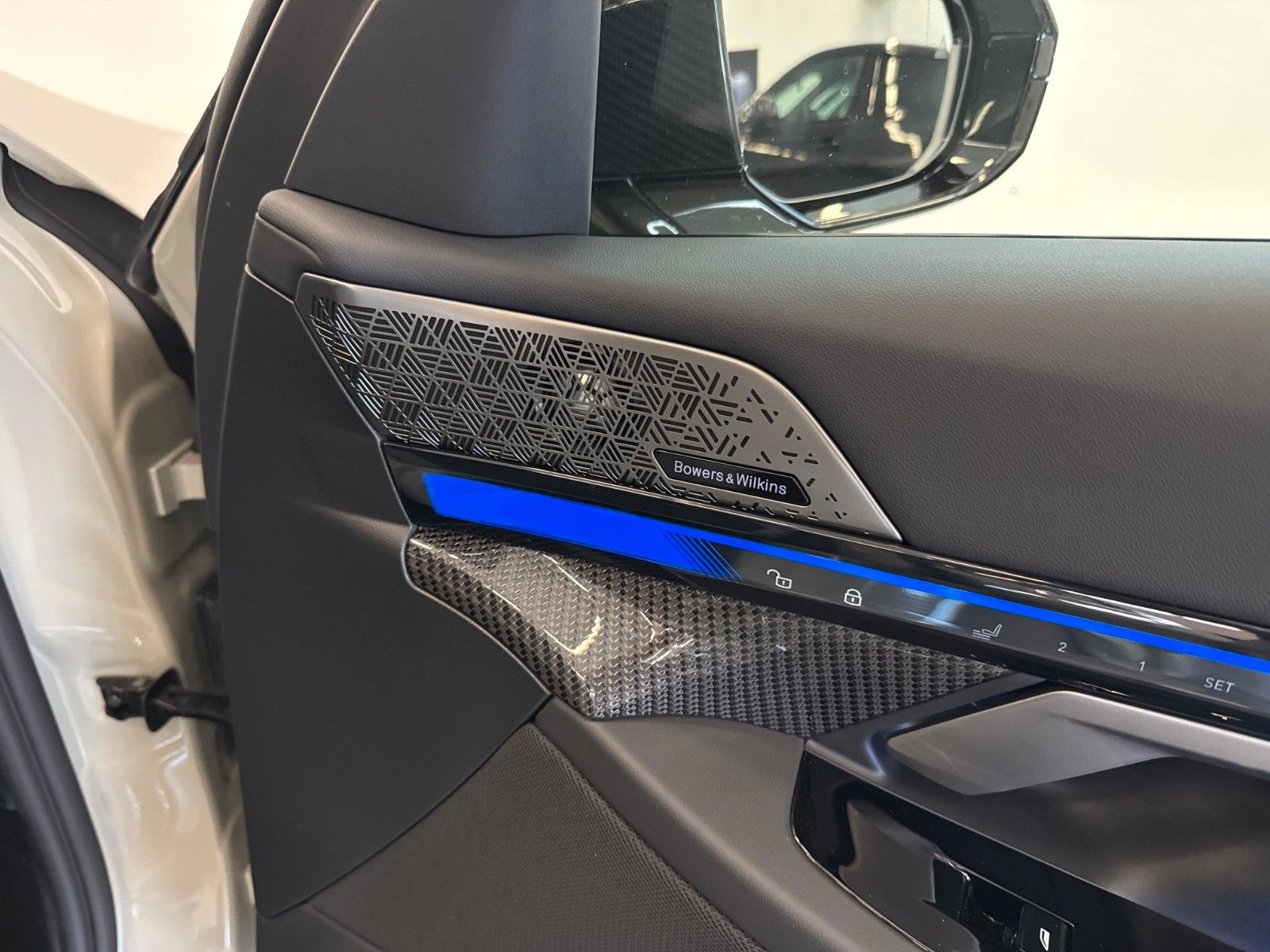 Fahrzeugabbildung BMW M5 Limousine ACC,HUD,B&W,M Carbon-Keramik,
