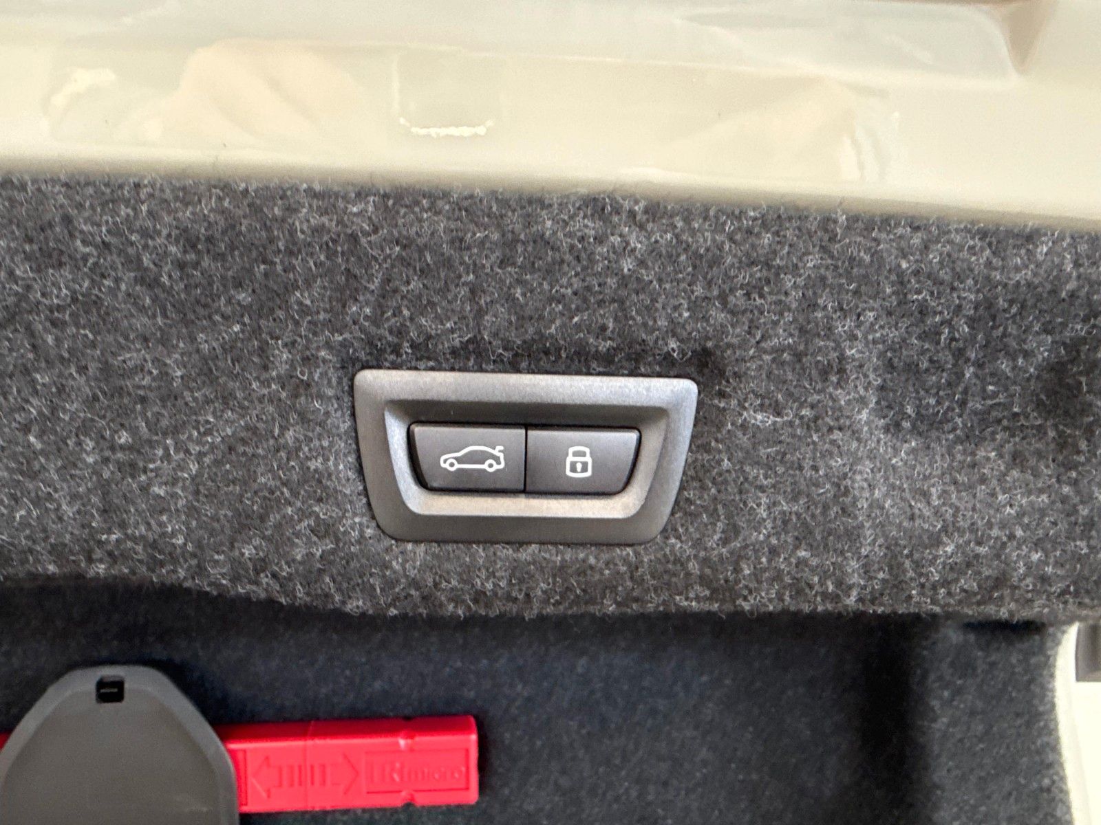 Fahrzeugabbildung BMW M5 Limousine ACC,HUD,B&W,M Carbon-Keramik,