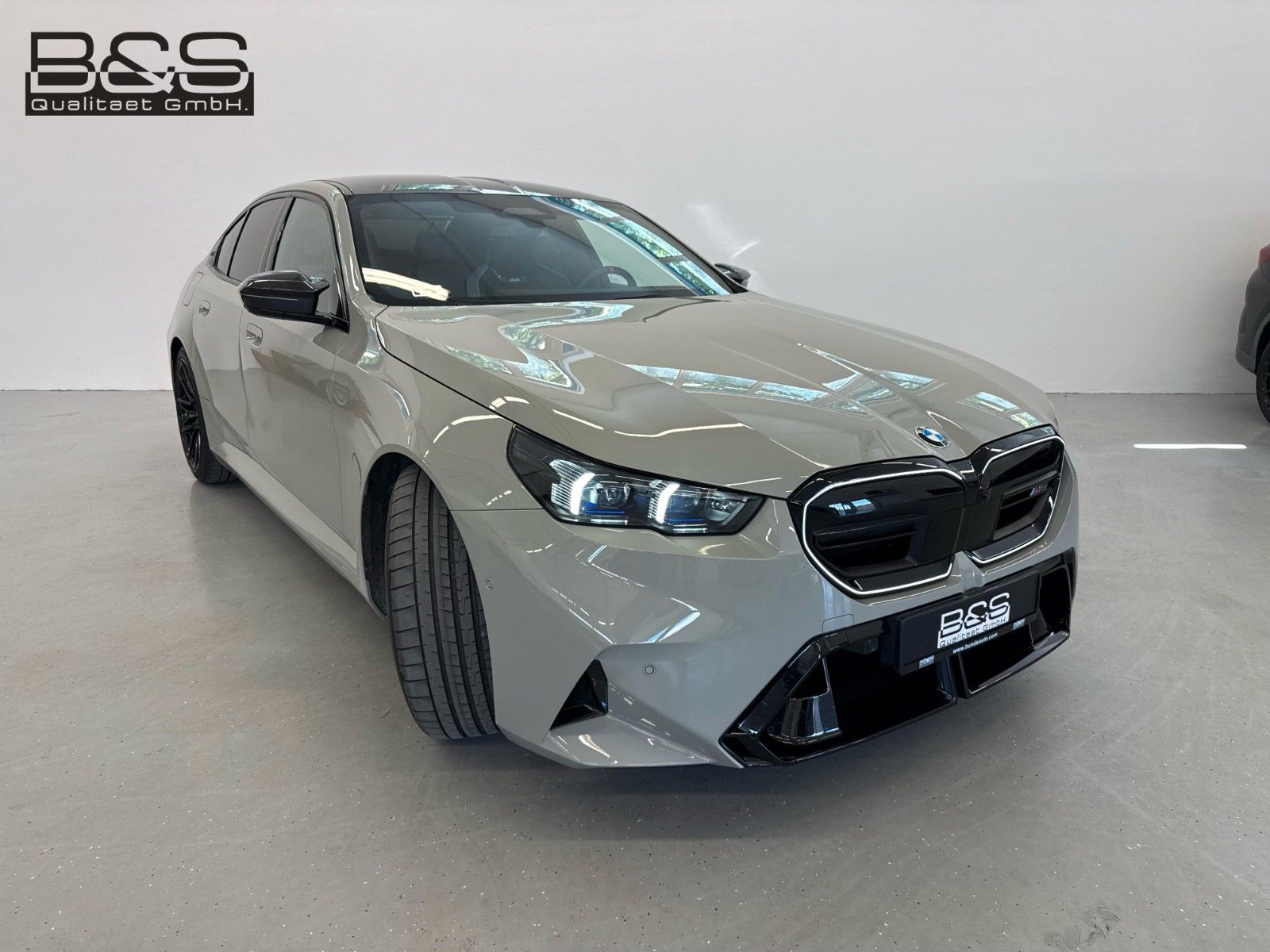 Fahrzeugabbildung BMW M5 Limousine ACC,HUD,B&W,M Carbon-Keramik,
