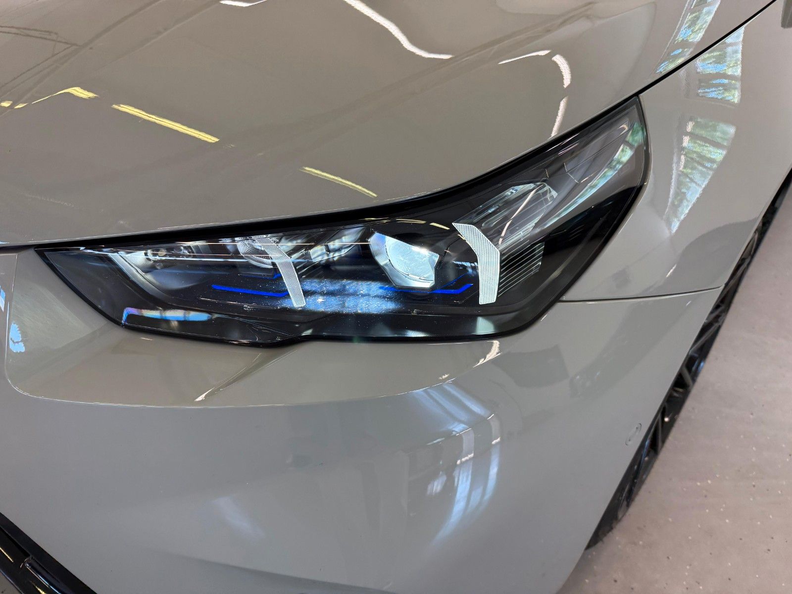 Fahrzeugabbildung BMW M5 Limousine ACC,HUD,B&W,M Carbon-Keramik,