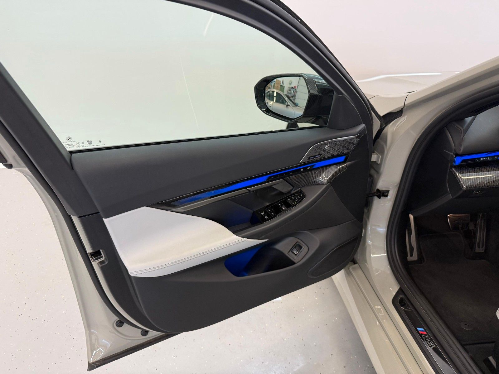 Fahrzeugabbildung BMW M5 Limousine ACC,HUD,B&W,M Carbon-Keramik,