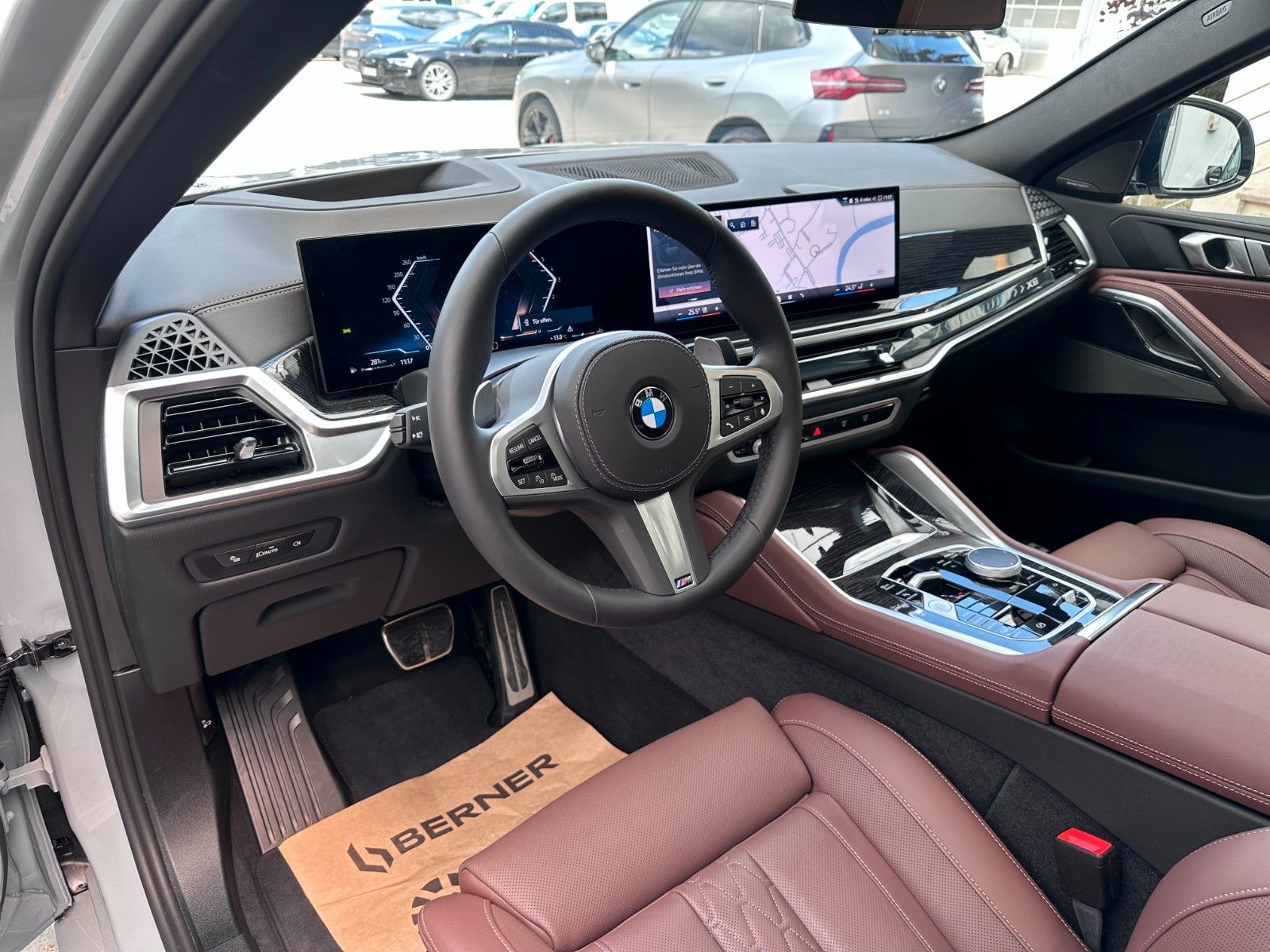Fahrzeugabbildung BMW X6 30 d xDrive M Sport ACC,HUD,PANO,H&K,LUFT,AHK
