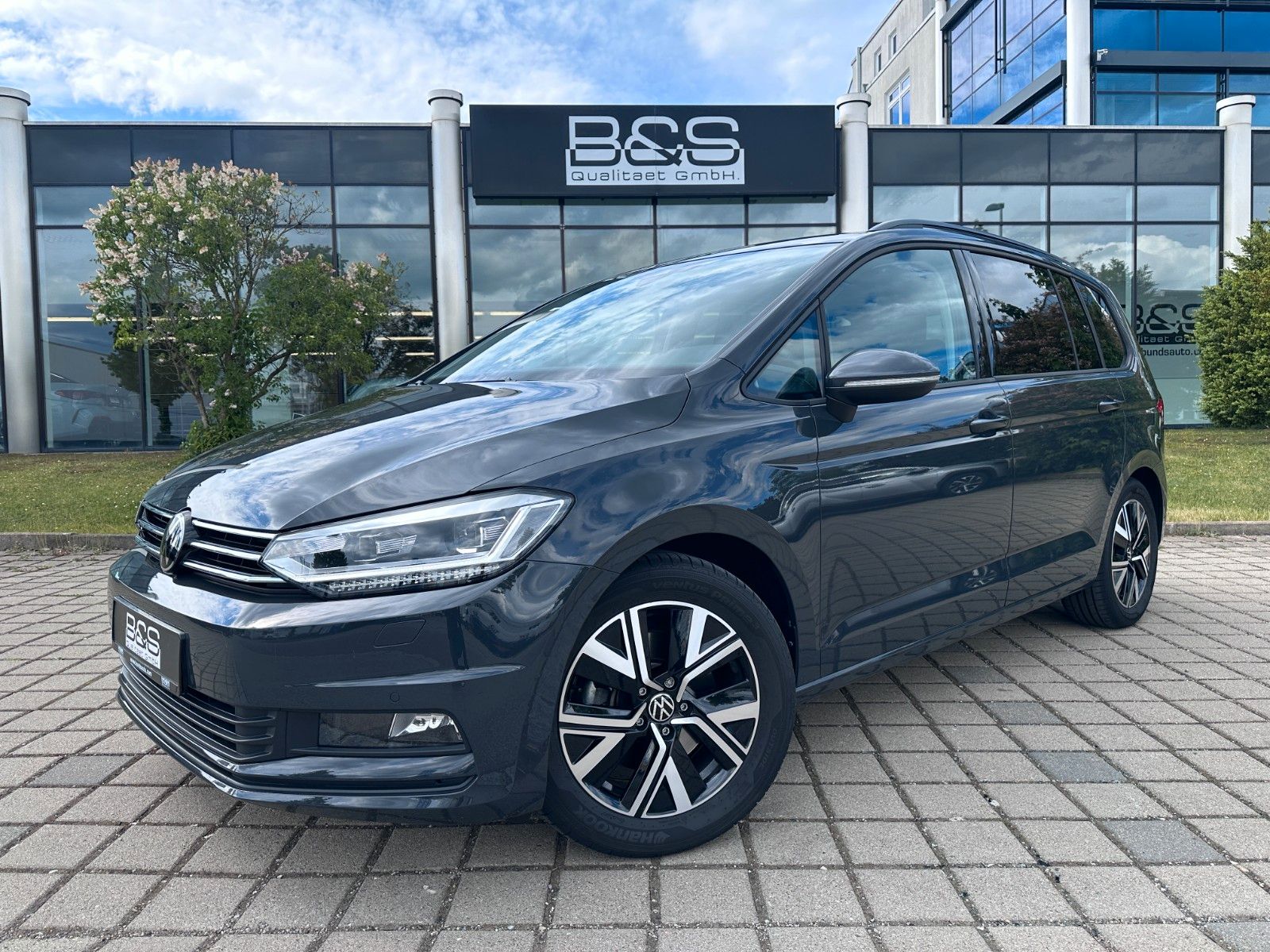 Volkswagen Touran Comfortline  ACC,LED,KAMERA,AHK,7sitz