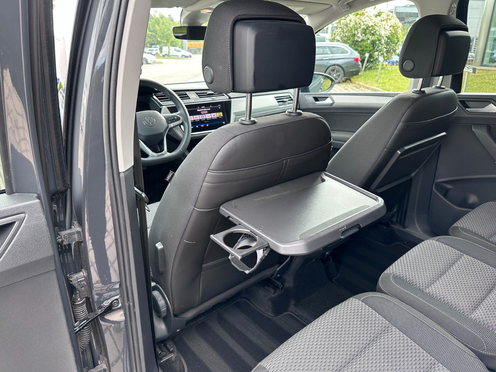 Fahrzeugabbildung Volkswagen Touran Comfortline  ACC,LED,KAMERA,AHK,7sitz