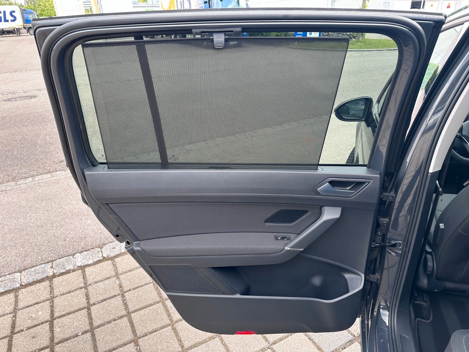 Fahrzeugabbildung Volkswagen Touran Comfortline  ACC,LED,KAMERA,AHK,7sitz