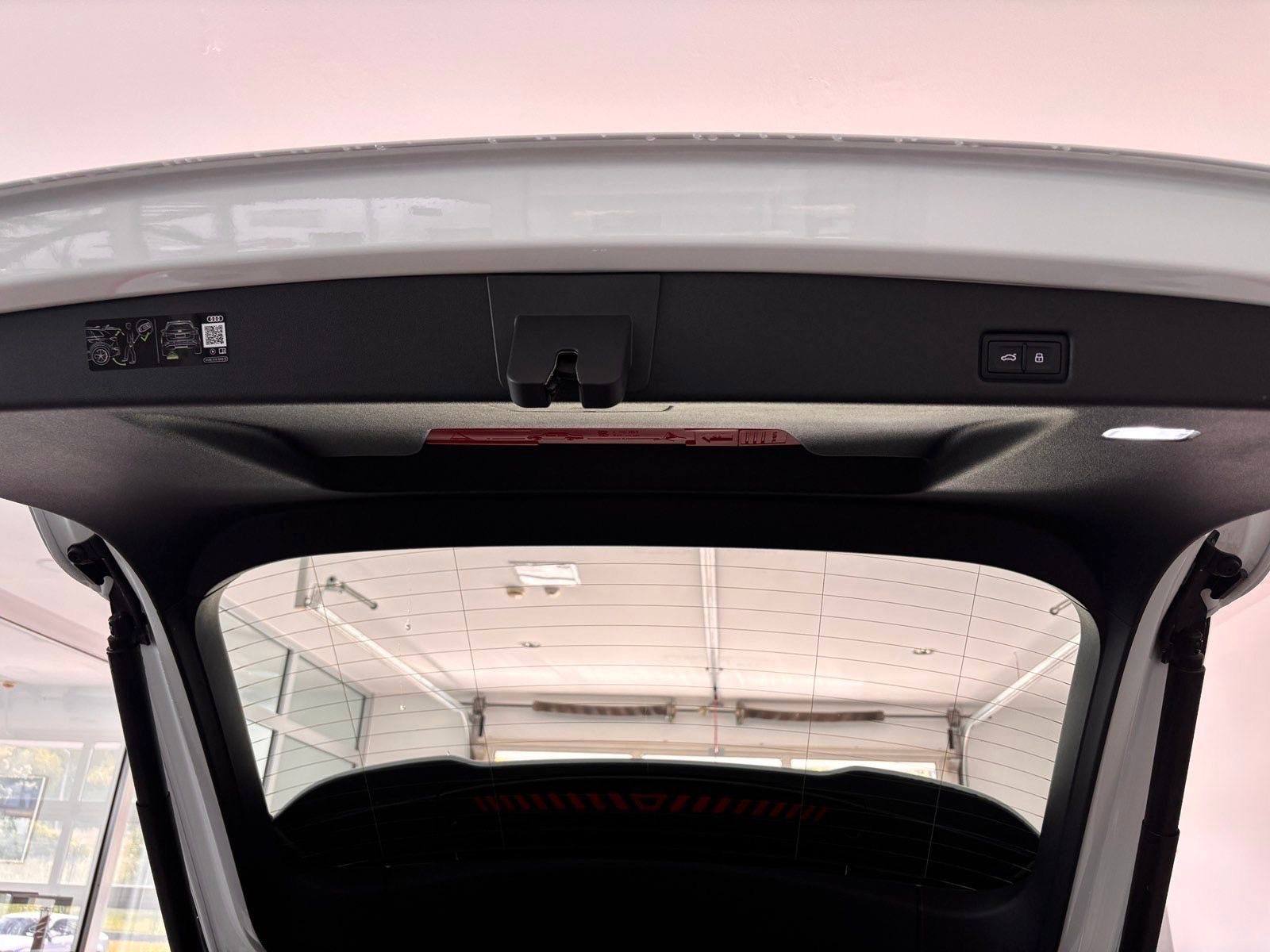 Fahrzeugabbildung Audi Q5 Sportback 2.0 TDI Sline,Pano,Hud,B&O,SitzbeL.