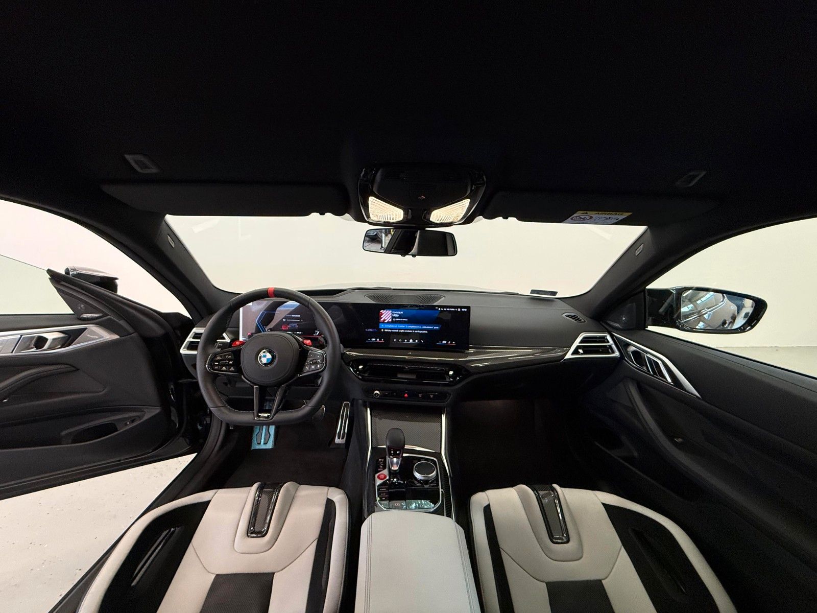 Fahrzeugabbildung BMW M4 Coupe M xDrive Competition Mwst Ausw,Carbon