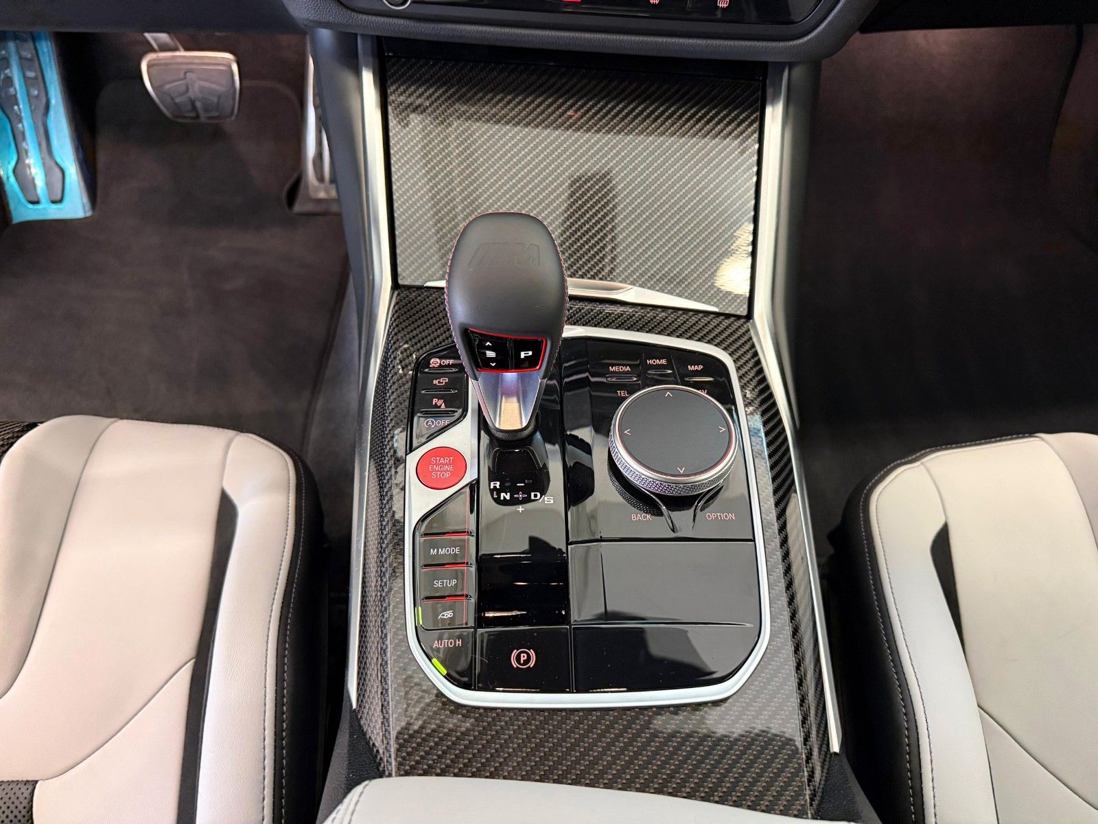 Fahrzeugabbildung BMW M4 Coupe M xDrive Competition Mwst Ausw,Carbon