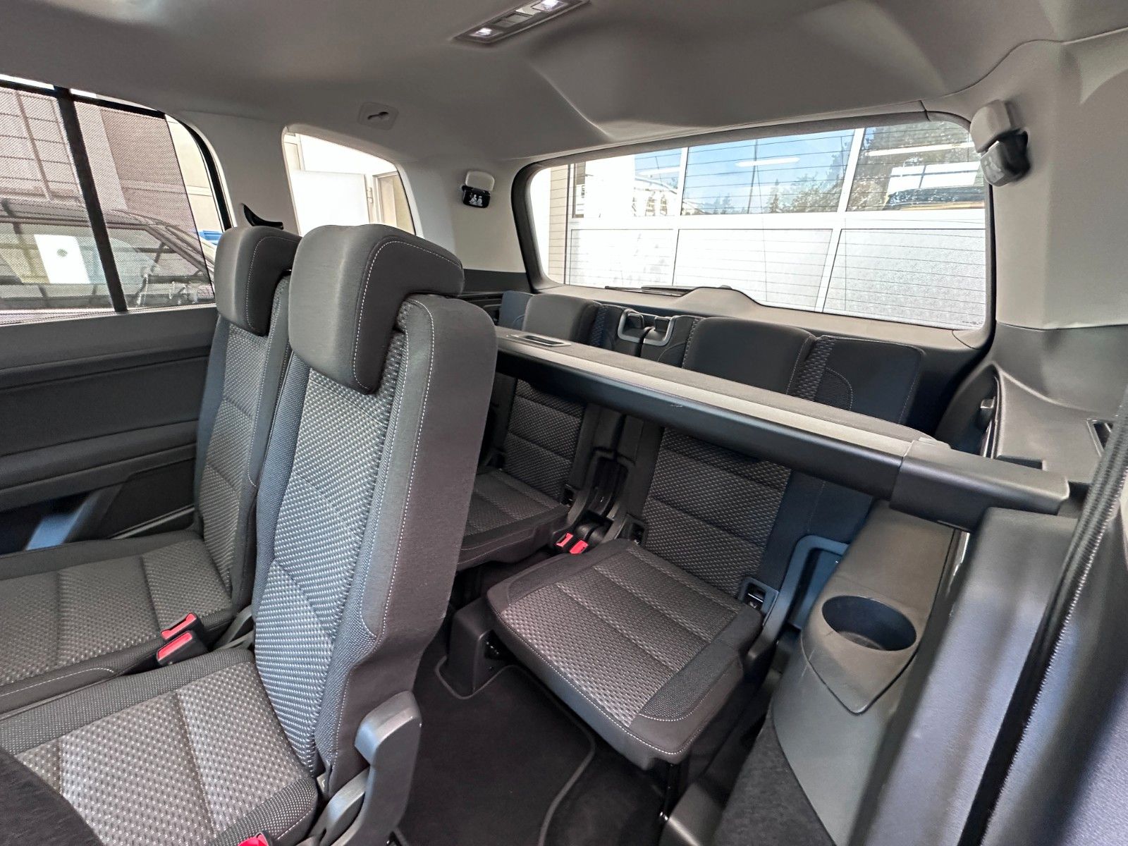 Fahrzeugabbildung Volkswagen Touran Comfortline BMT/Start-Stopp ACC,PANO,LED