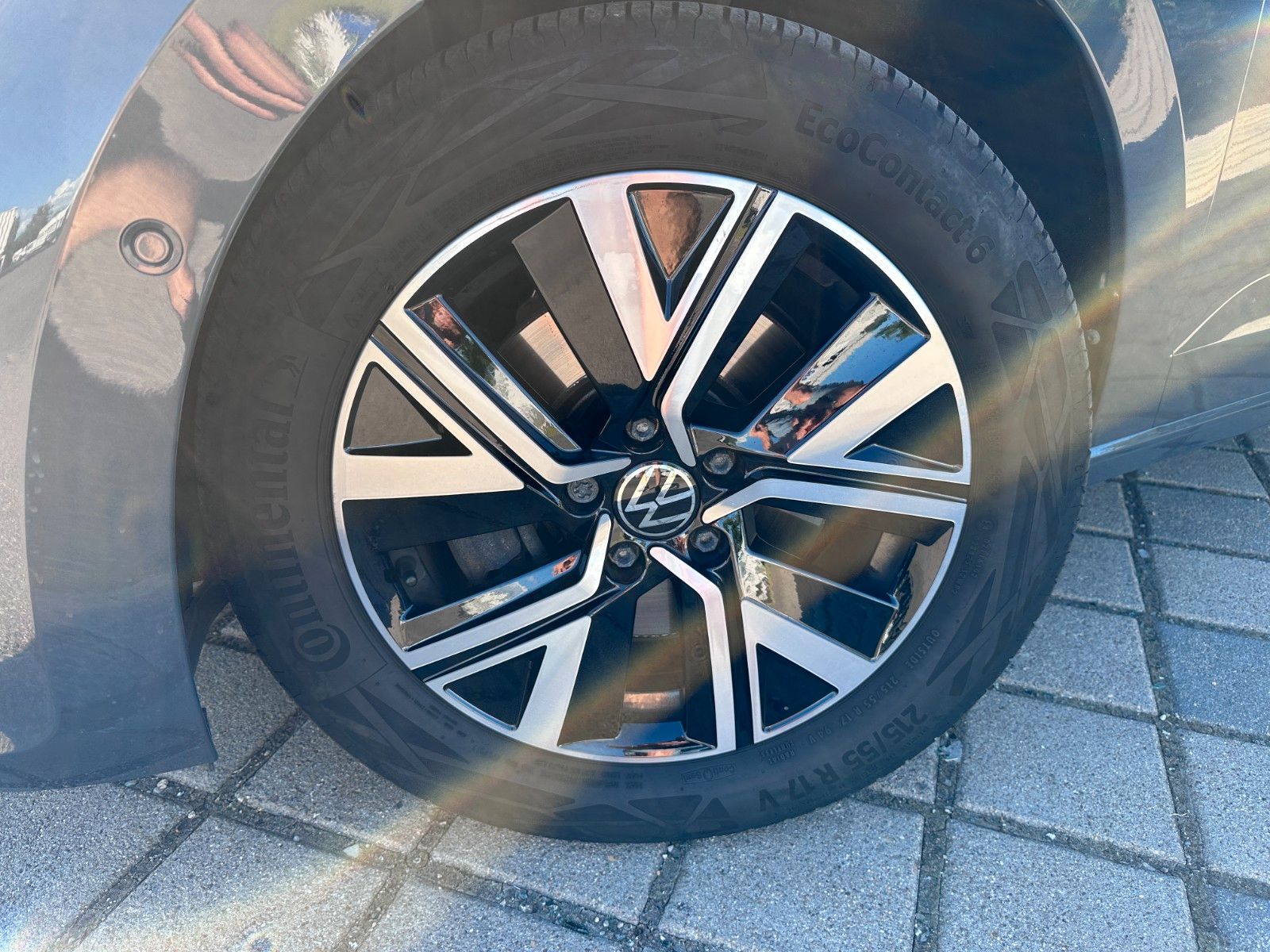 Fahrzeugabbildung Volkswagen Touran Comfortline BMT/Start-Stopp ACC,PANO,LED