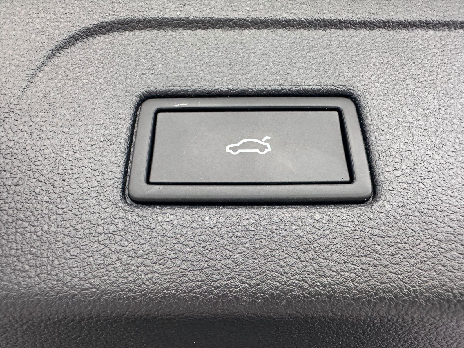 Fahrzeugabbildung Volkswagen Touran Comfortline BMT/Start-Stopp ACC,PANO,LED