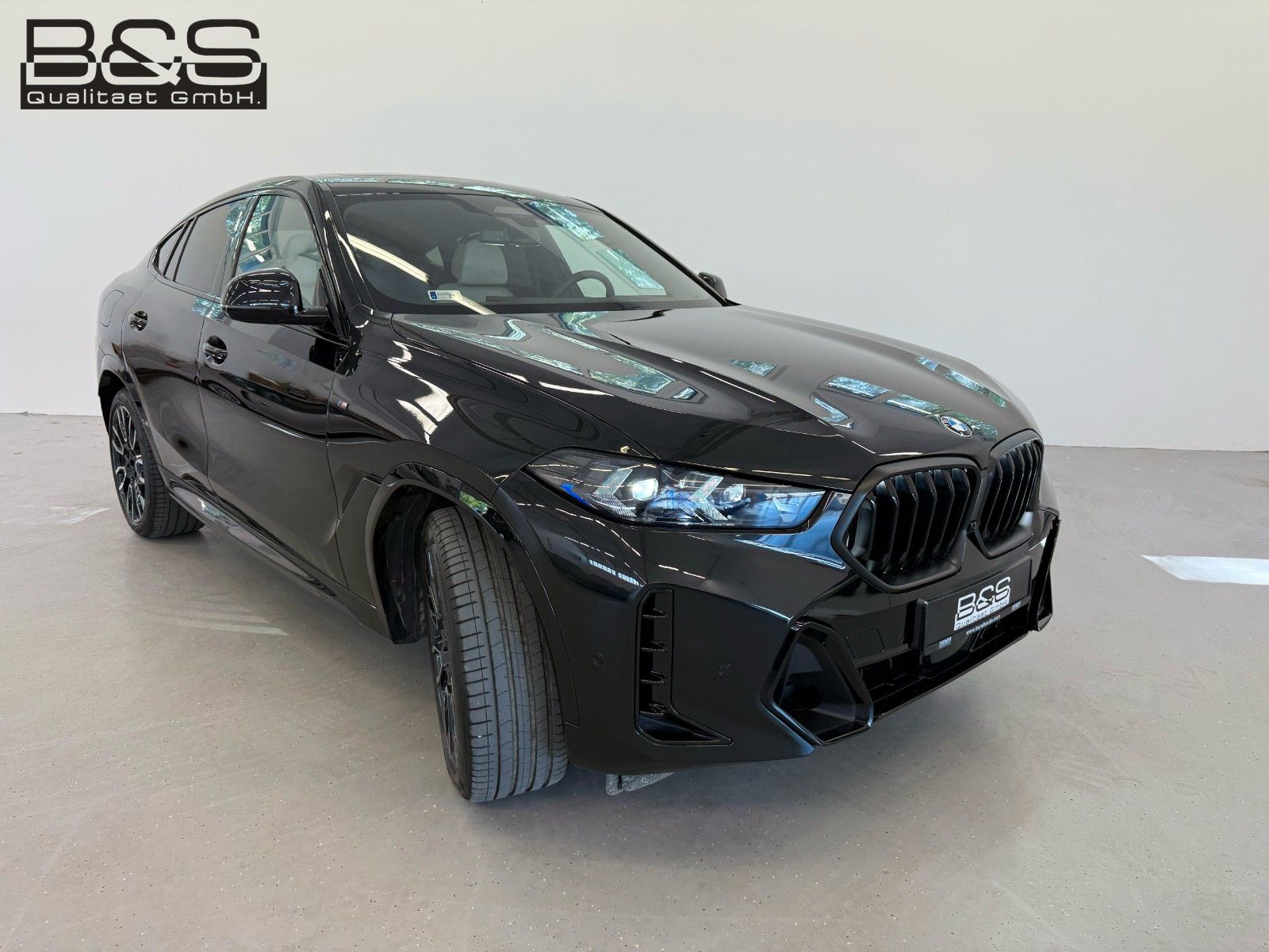 Fahrzeugabbildung BMW X6 40 d xDrive M Sport ACC,HUD,PANO,H&K,MWST