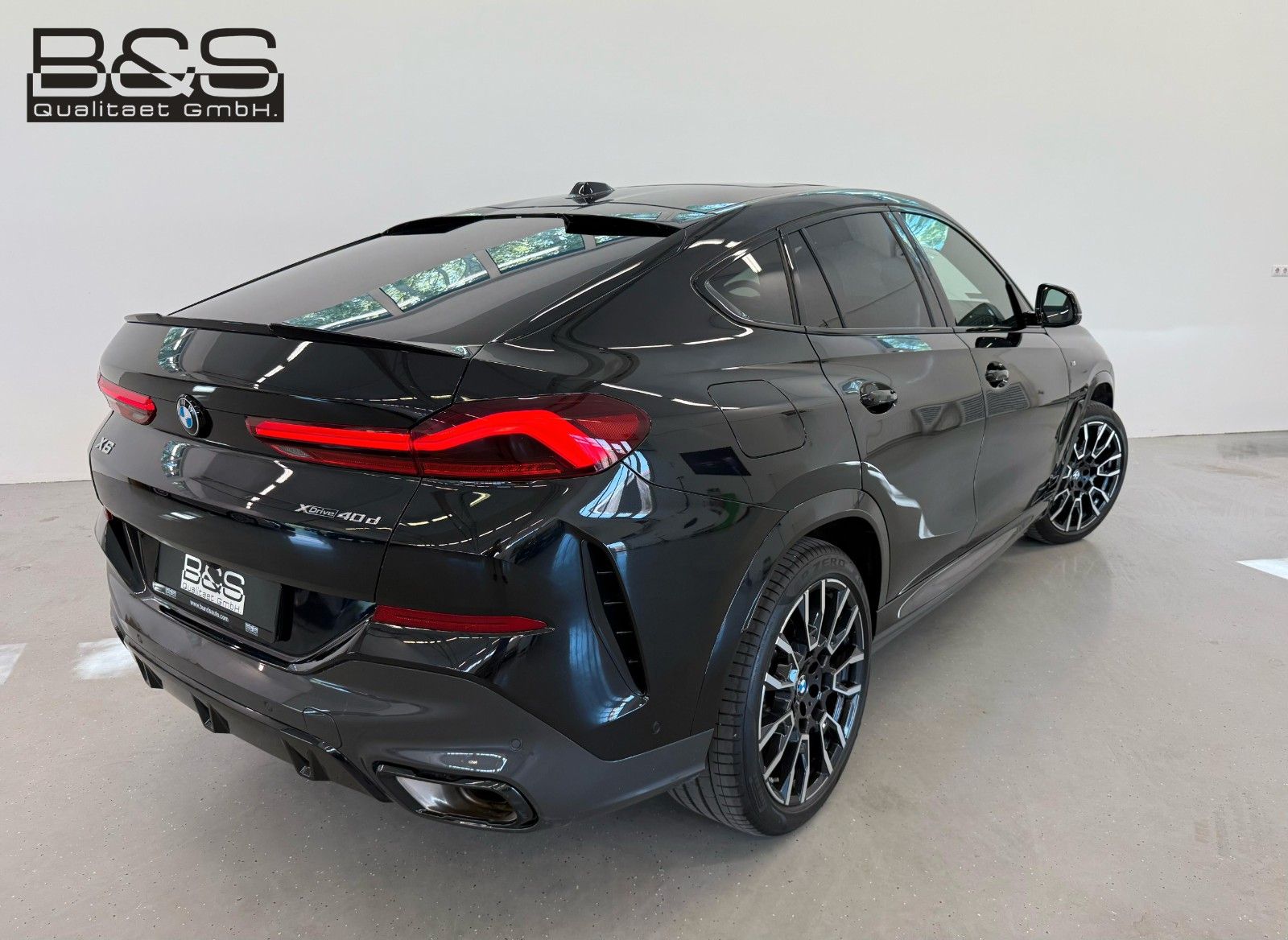 Fahrzeugabbildung BMW X6 40 d xDrive M Sport ACC,HUD,PANO,H&K,MWST