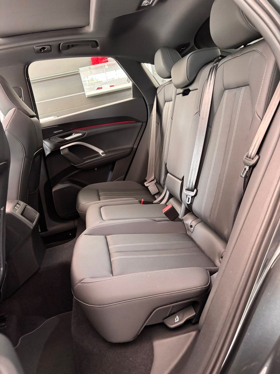 Fahrzeugabbildung Audi Q5 Sportback  SLine,Pano,Hud,B&O,Sitzbelüftung