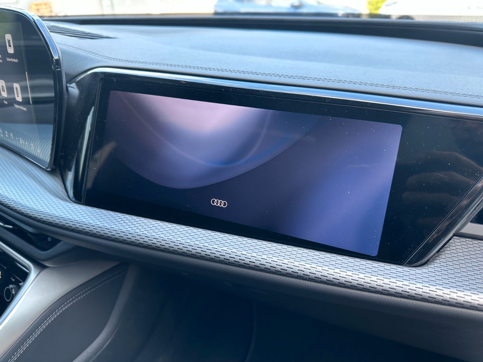Fahrzeugabbildung Audi Q5 Sportback  SLine|Pano|Hud|B&O|Sitzbelüftung|