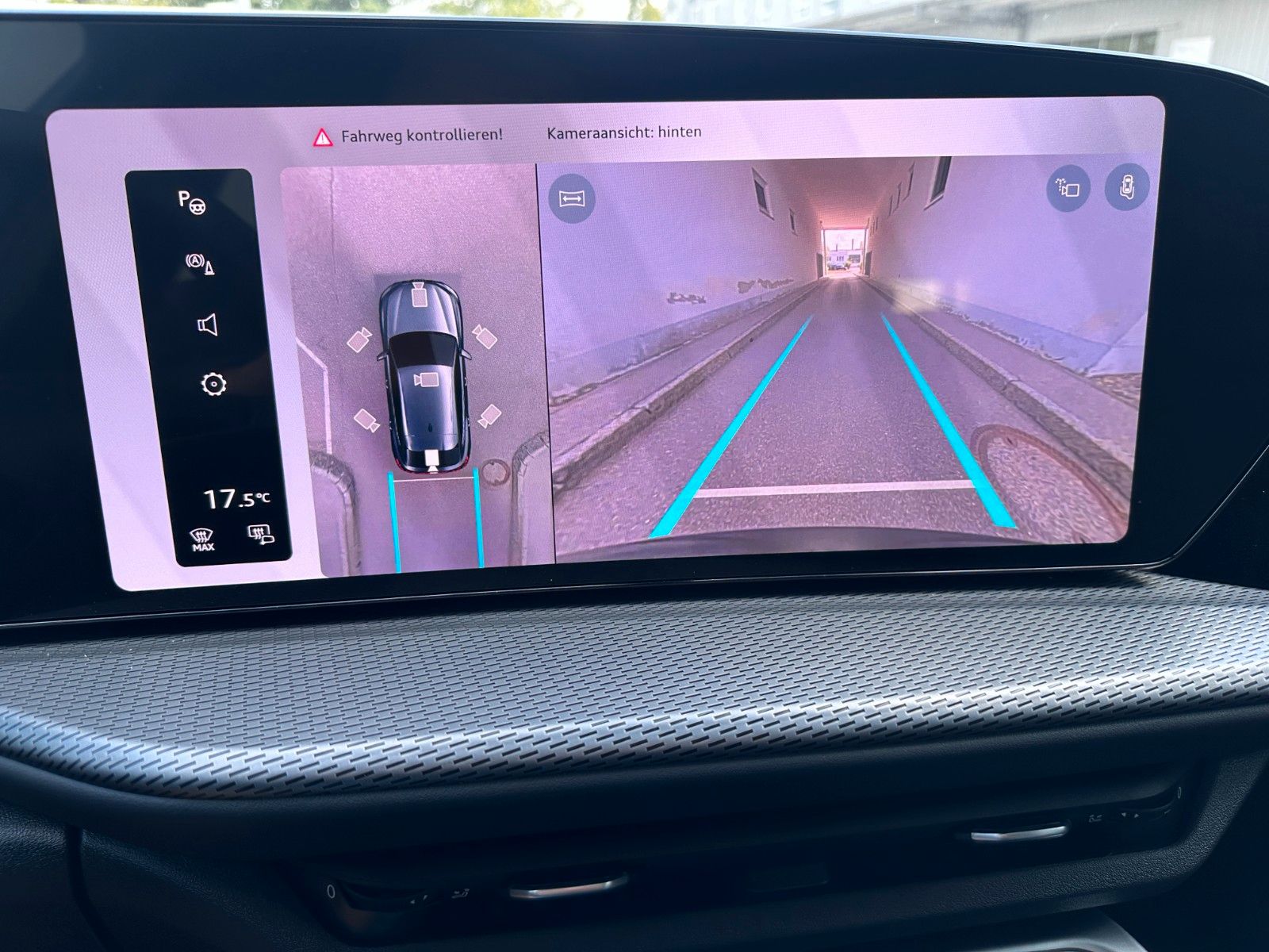 Fahrzeugabbildung Audi Q5 Sportback  SLine|Pano|Hud|B&O|Sitzbelüftung|