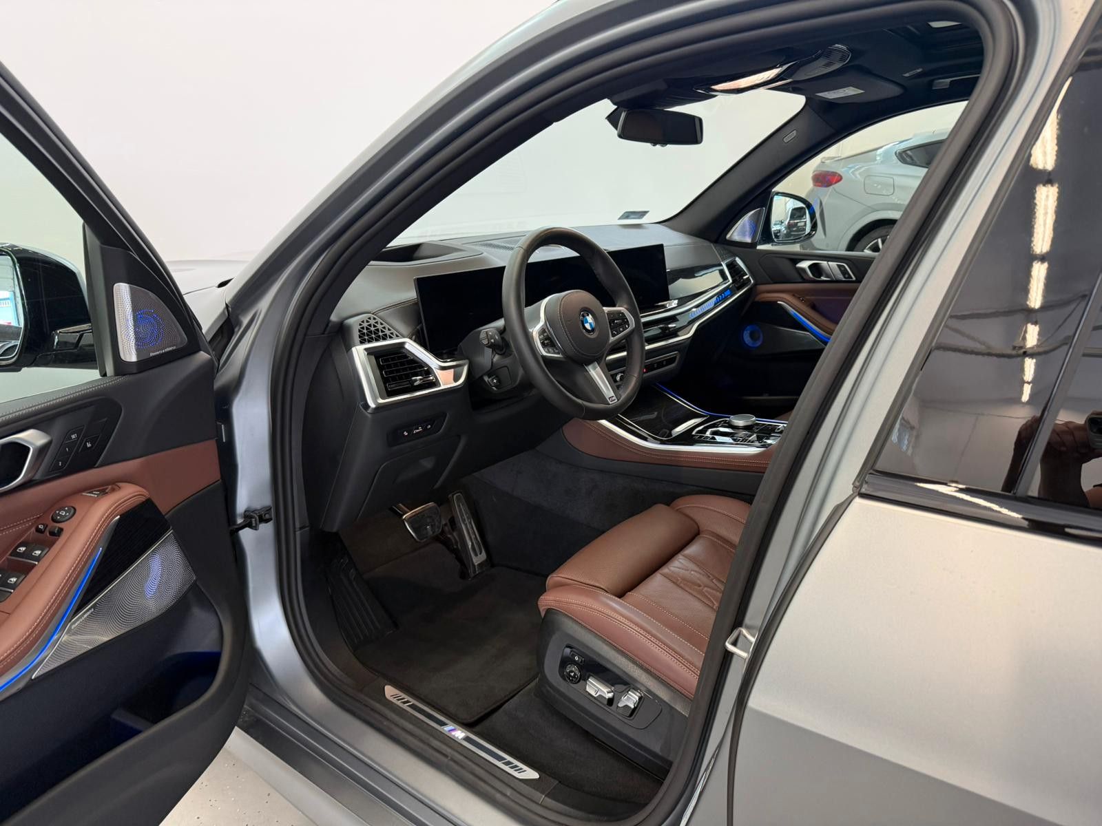 Fahrzeugabbildung BMW X5 40 d xDrive M Sport | VOLL | MWST AUSW | B&W