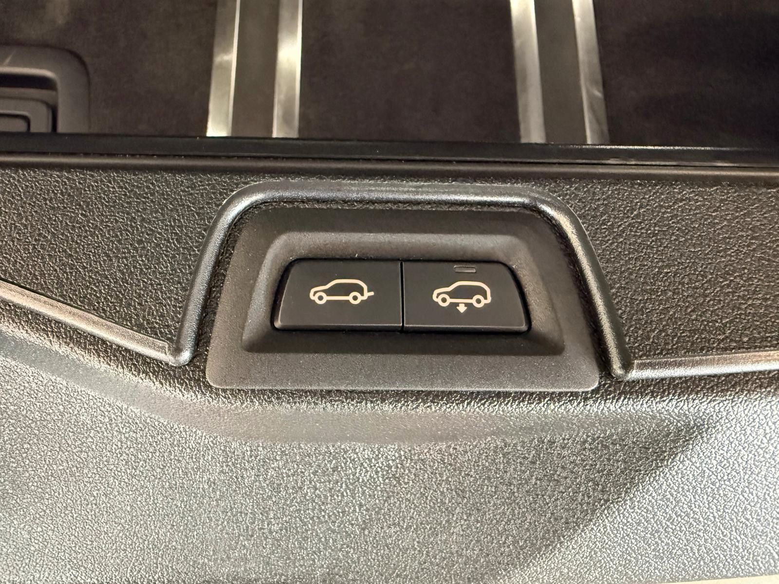 Fahrzeugabbildung BMW X5 40 d xDrive M Sport | VOLL | MWST AUSW | B&W