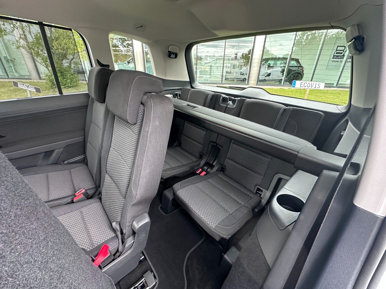 Fahrzeugabbildung Volkswagen Touran Comfortline  Deutsch Fzg,7SITZ ,Mwst Ausw