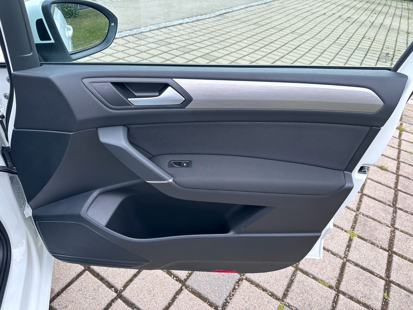 Fahrzeugabbildung Volkswagen Touran Comfortline  Deutsch Fzg,7SITZ ,Mwst Ausw