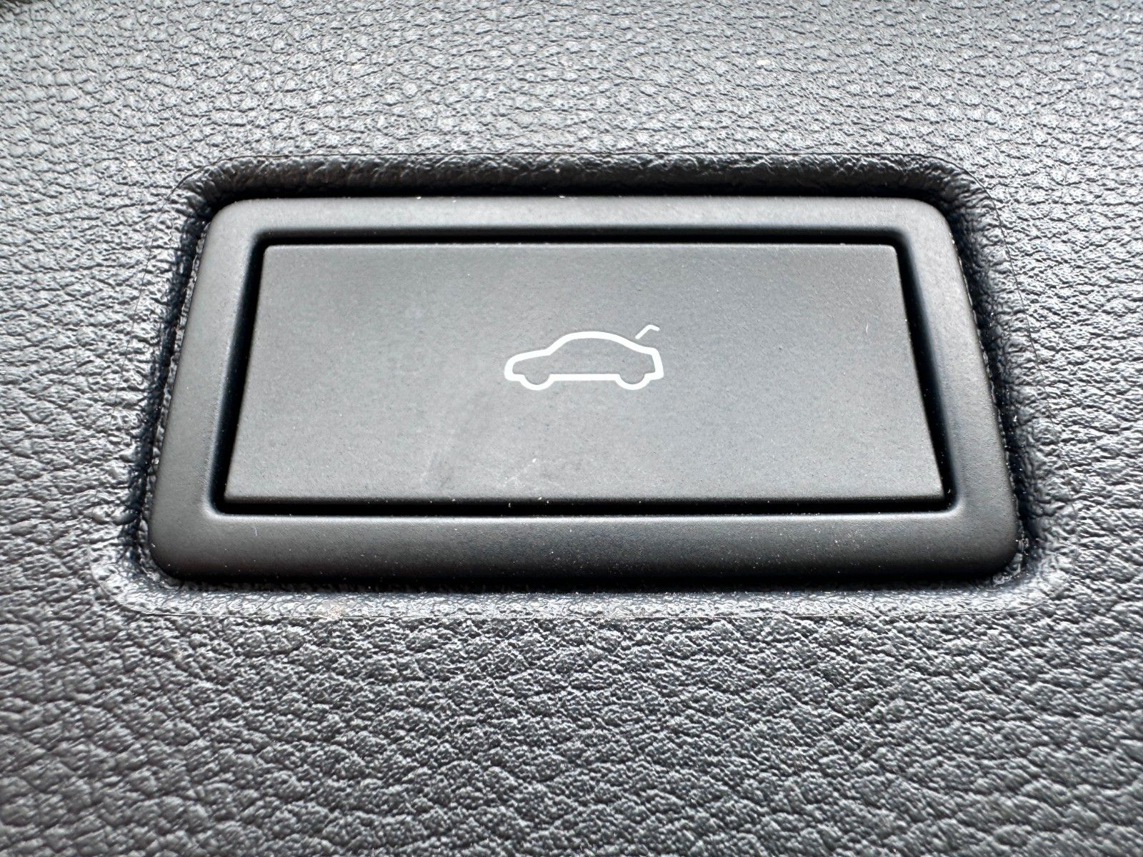 Fahrzeugabbildung Volkswagen Touran Comfortline Deutsch Fzg,7SITZ ,Mwst Ausw