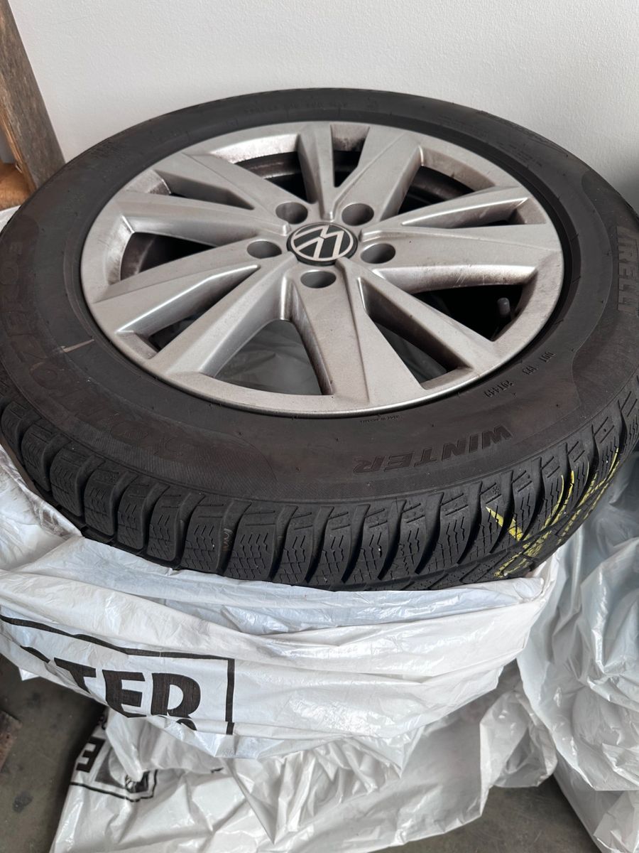 Fahrzeugabbildung Volkswagen Touran Comfortline Deutsch Fzg|7SITZ|Mwst Ausw|