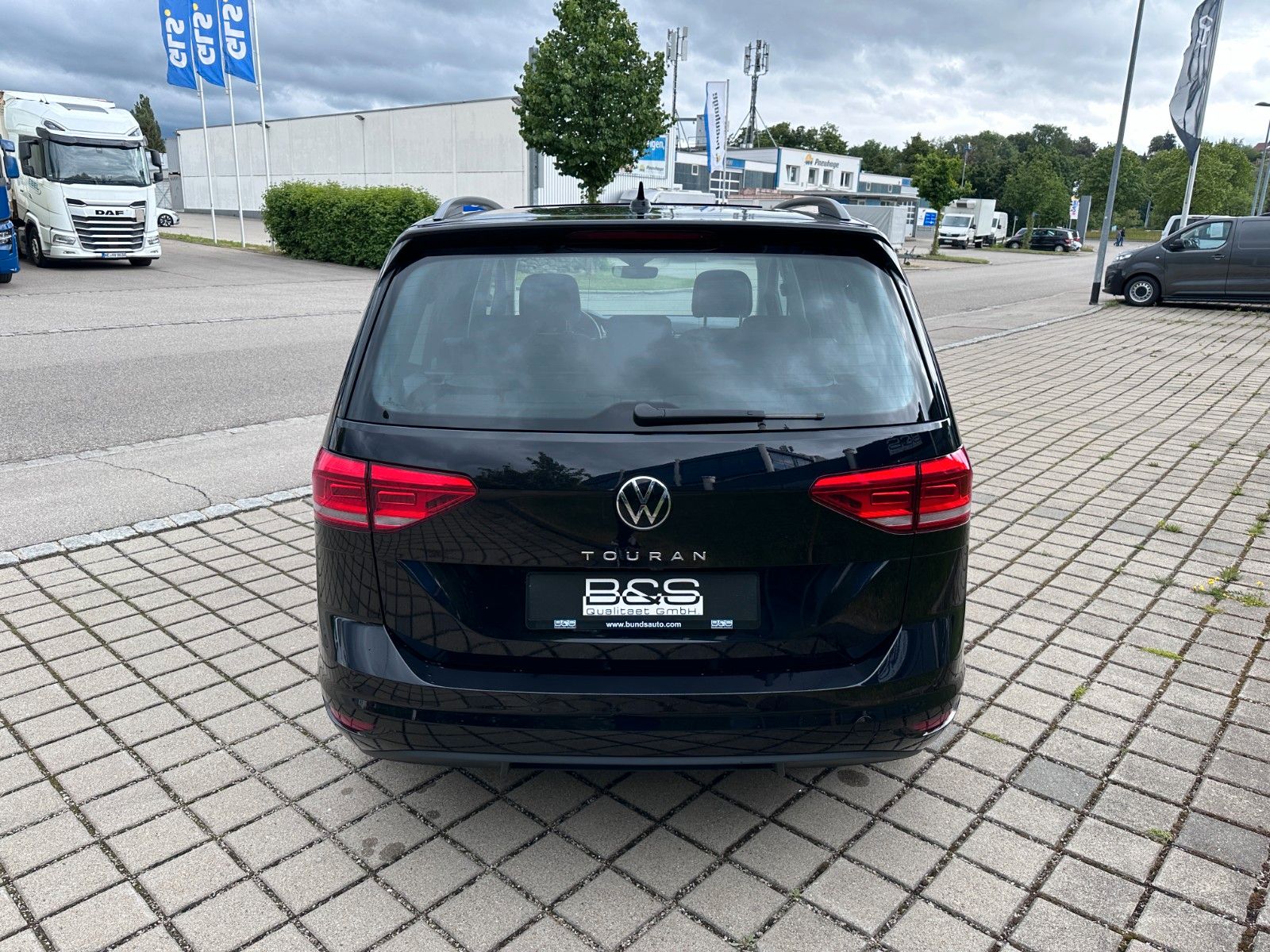 Fahrzeugabbildung Volkswagen Touran Comfortline Deutsch Fzg,7SITZ ,Mwst Ausw