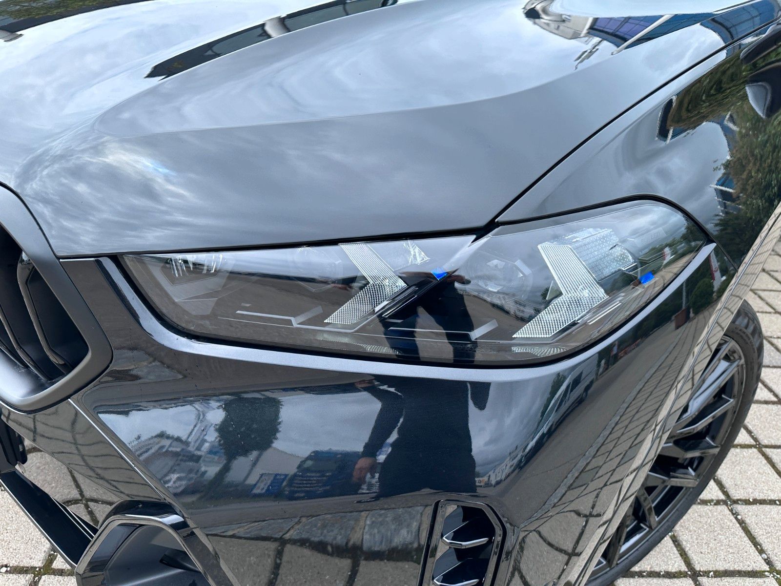 Fahrzeugabbildung BMW X6 30 d xDrive M Sport Individual , MWST AUSW