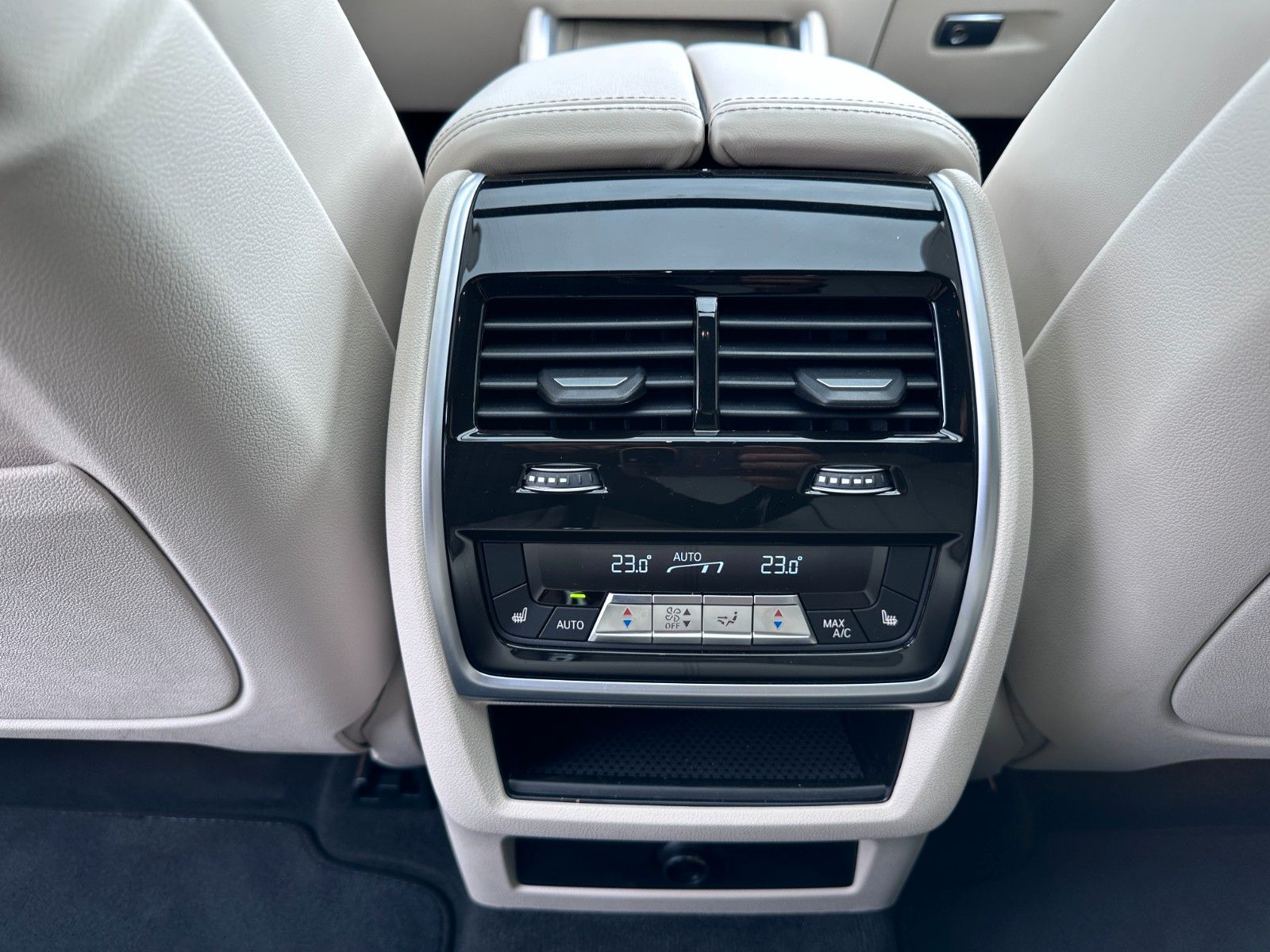 Fahrzeugabbildung BMW X6 30 d xDrive M Sport Individual , MWST AUSW