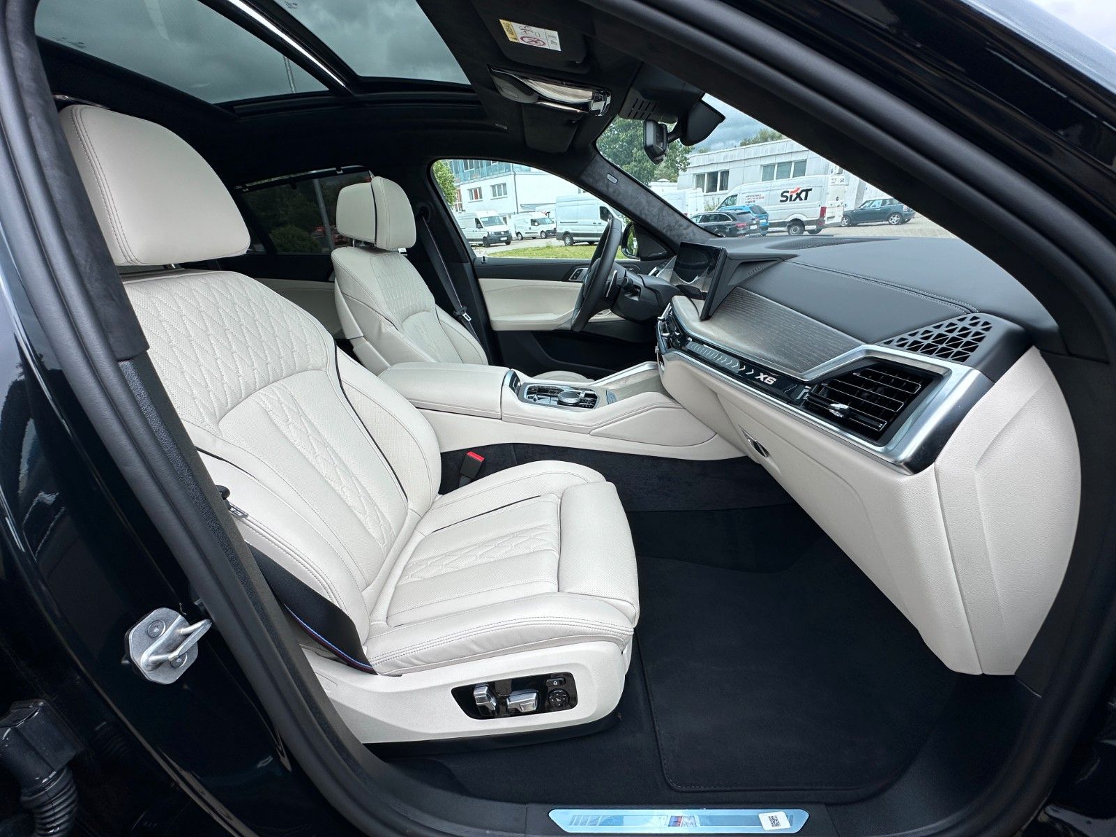 Fahrzeugabbildung BMW X6 30 d xDrive M Sport Individual , MWST AUSW