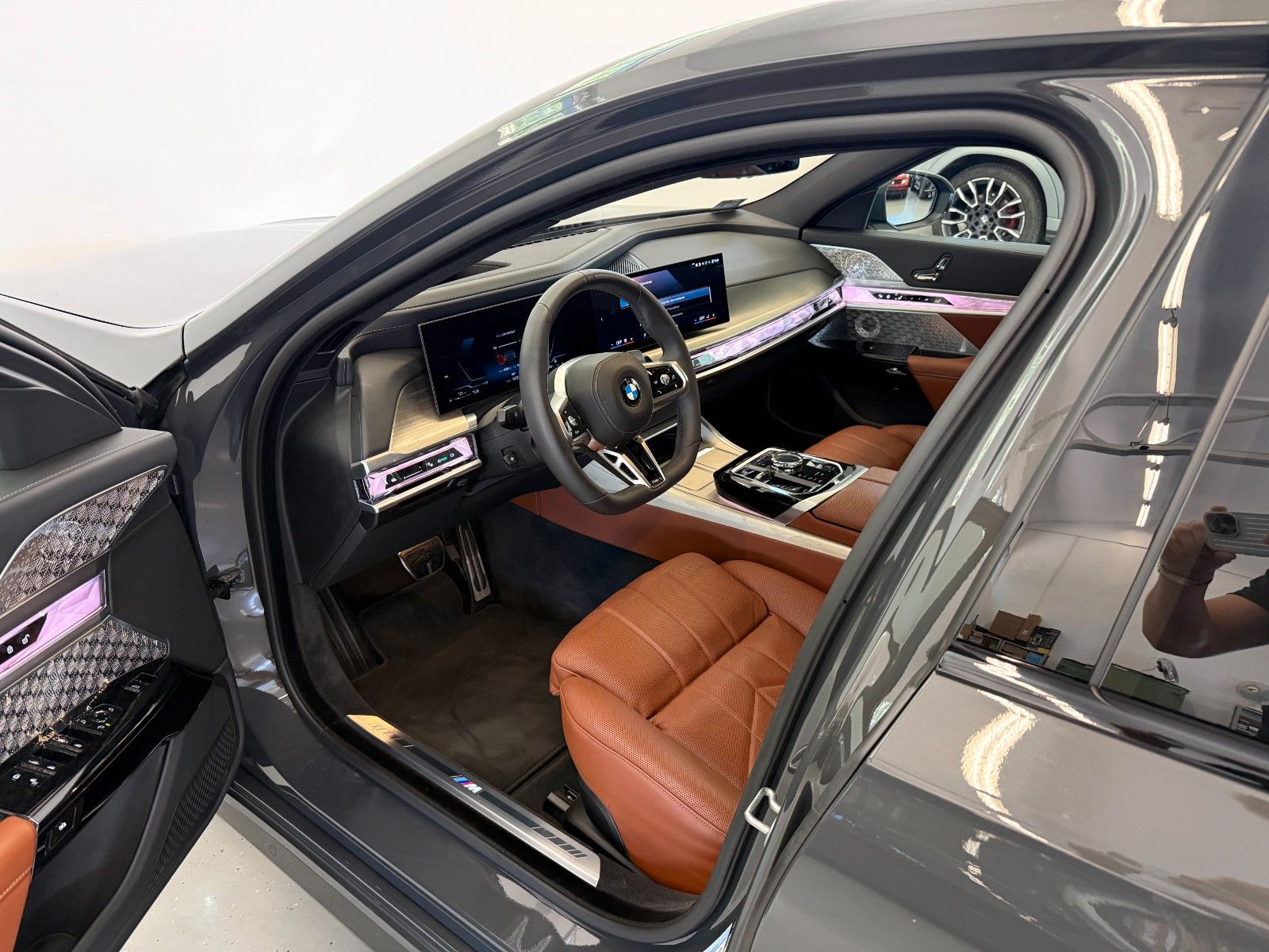 Fahrzeugabbildung BMW 740d xDr M Sport|VOLLAUSSTATTUNG|MWST AUSWEISBAR