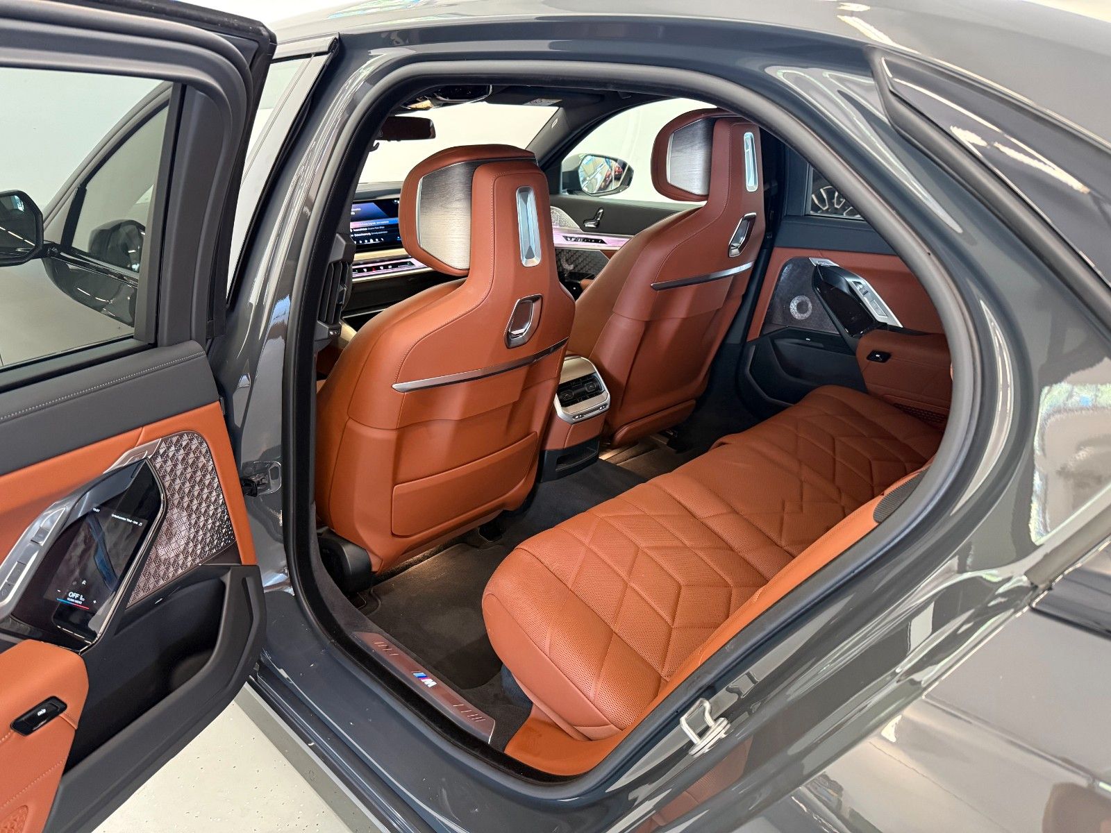Fahrzeugabbildung BMW 740d xDr M Sport|VOLLAUSSTATTUNG|MWST AUSWEISBAR