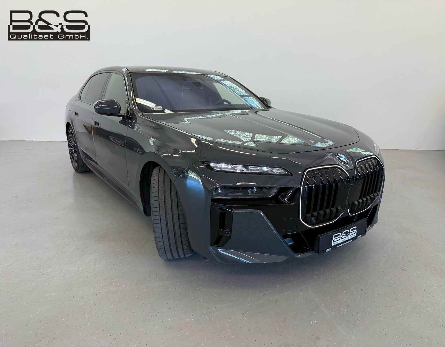 Fahrzeugabbildung BMW 740d xDr M Sport|VOLLAUSSTATTUNG|MWST AUSWEISBAR