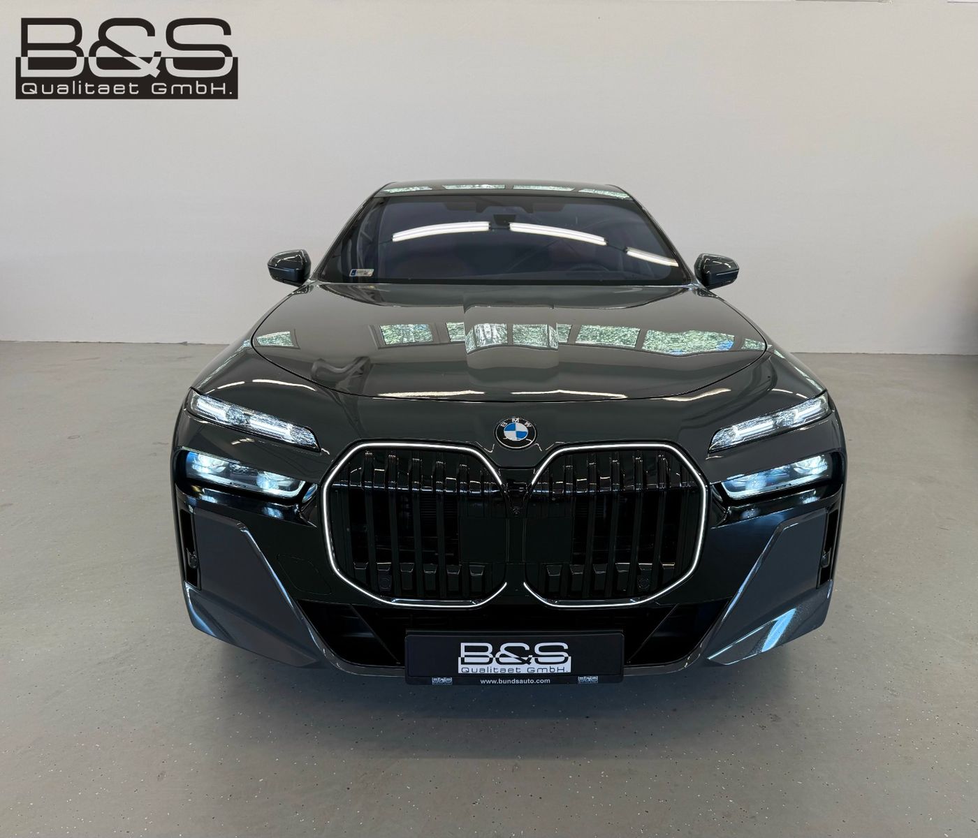 Fahrzeugabbildung BMW 740d xDr M Sport|VOLLAUSSTATTUNG|MWST AUSWEISBAR