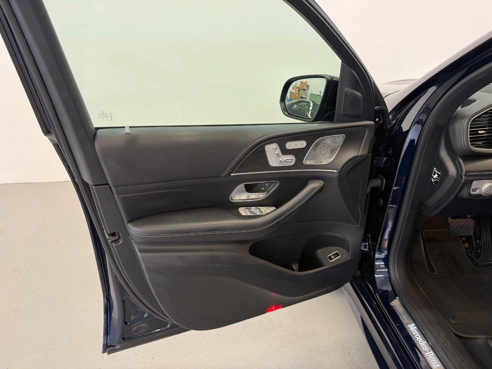Fahrzeugabbildung Mercedes-Benz GLE 350 de 4Matic AMG | DISTR | PANO | BURM |