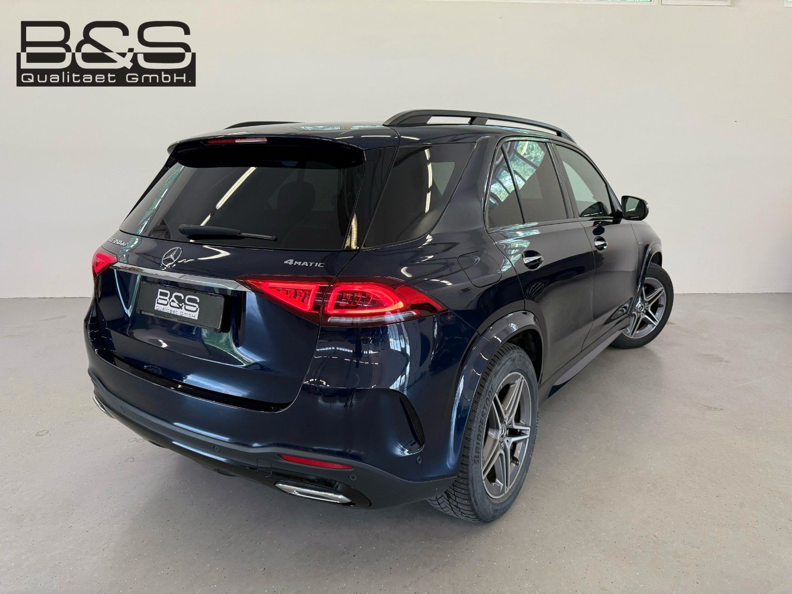 Fahrzeugabbildung Mercedes-Benz GLE 350 de 4Matic AMG | DISTR | PANO | BURM |