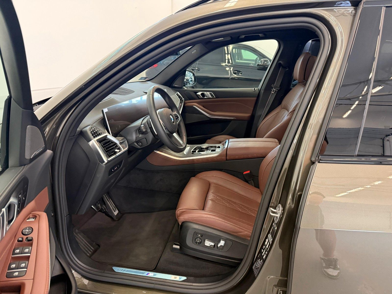 Fahrzeugabbildung BMW X5 30 d xDrive M Sport | Mwst Ausw| UNFALLFREI |