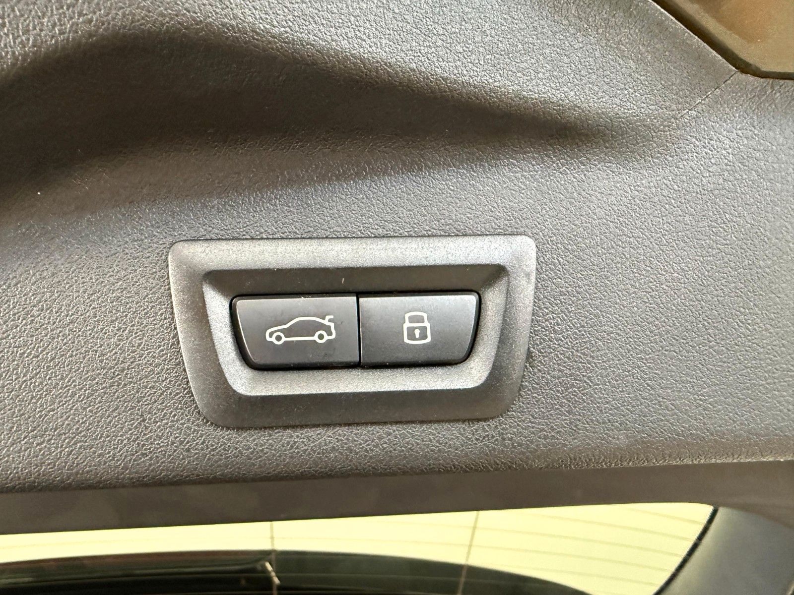 Fahrzeugabbildung BMW X5 30 d xDrive M Sport | Mwst Ausw| UNFALLFREI |